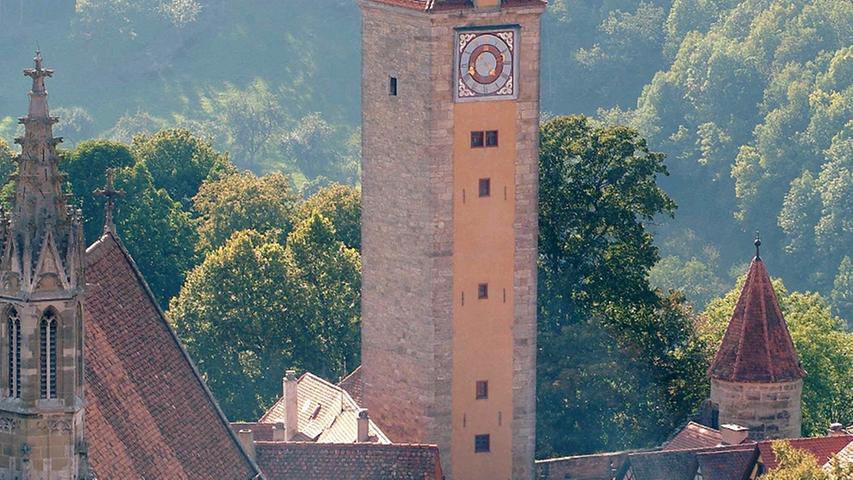 Etwas mehr als halb so groß war der Zuwachs im Romantischen Franken : 5,4 Prozent mehr Besucher übernachteten dort - zum Beispiel in Rothenburg.