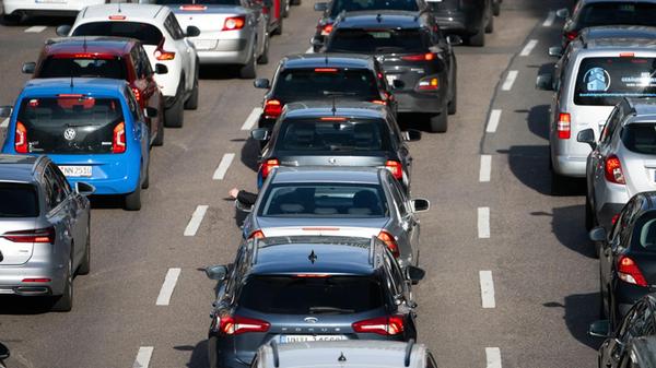 Stau auf den Autobahnen4074.jpg