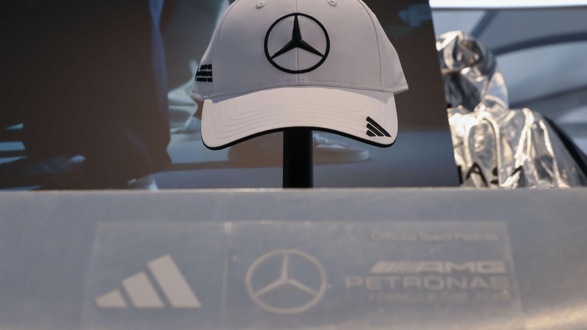 Zoll-Unsicherheit drückt Adidas-Aktie ins Minus