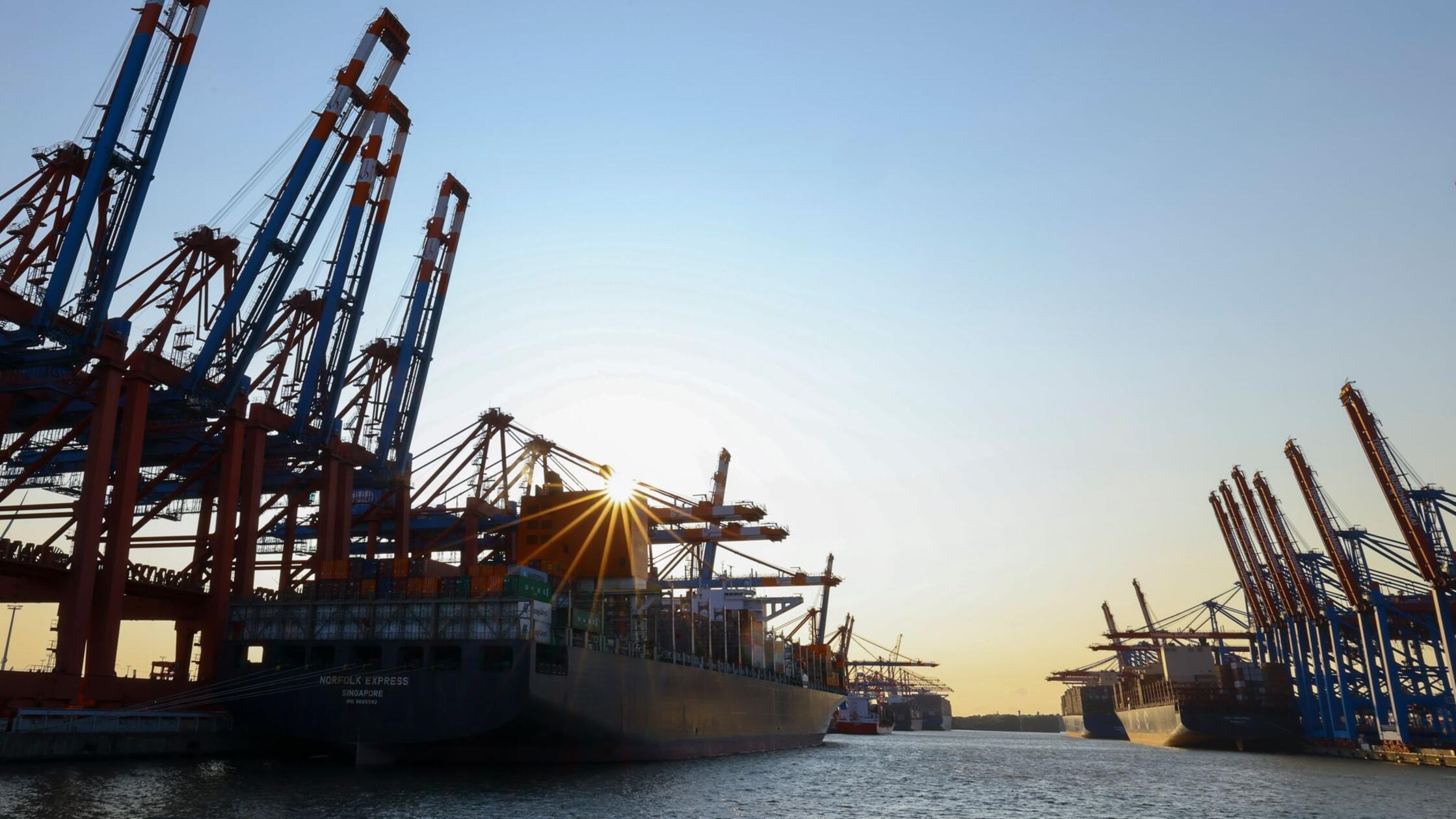 Deutsche Wirtschaft geht geschwächt ins neue Zoll-Zeitalter