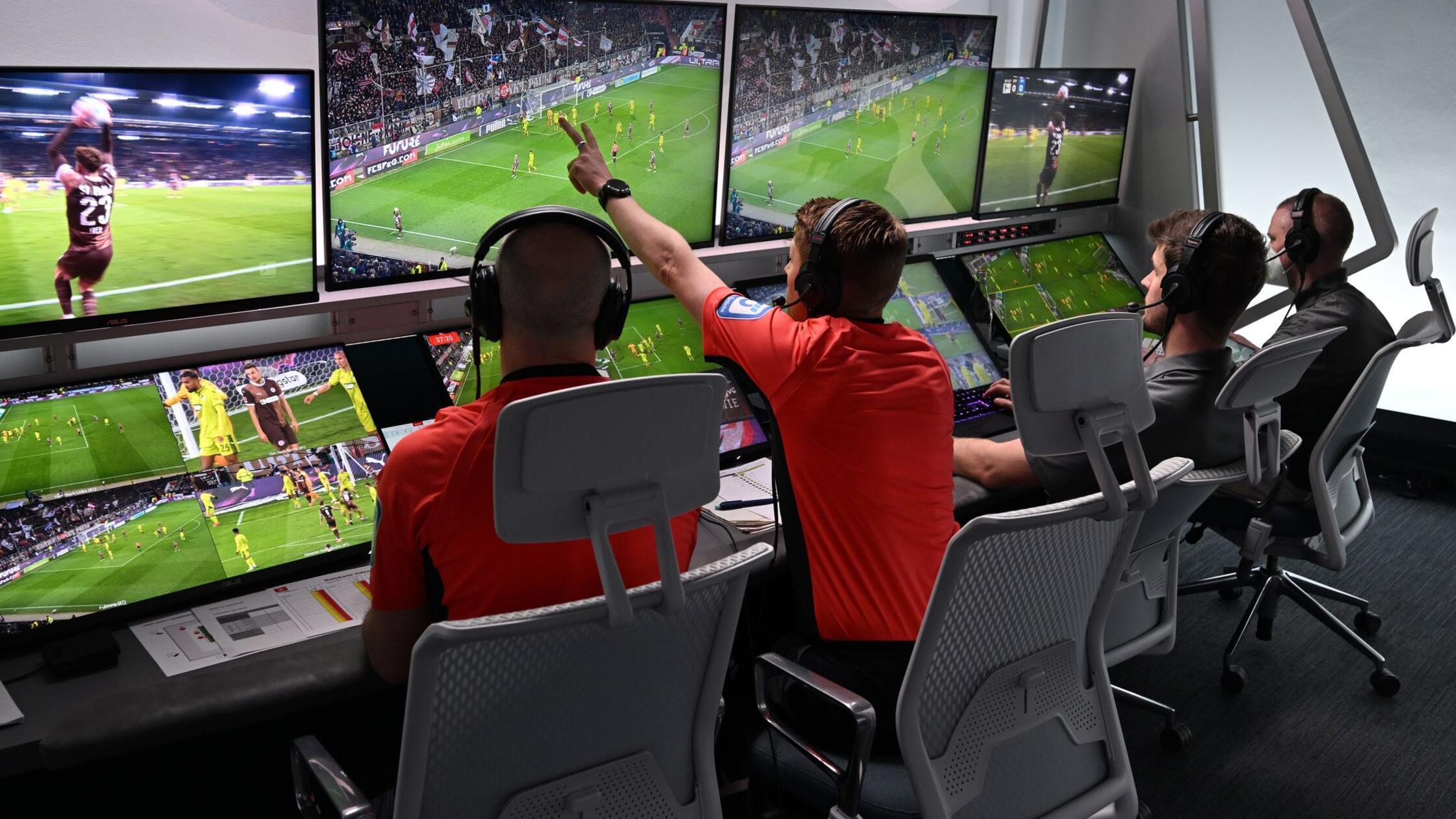 Abschiedssaison für Kölner Keller: Von Bolero und Alarmmodus