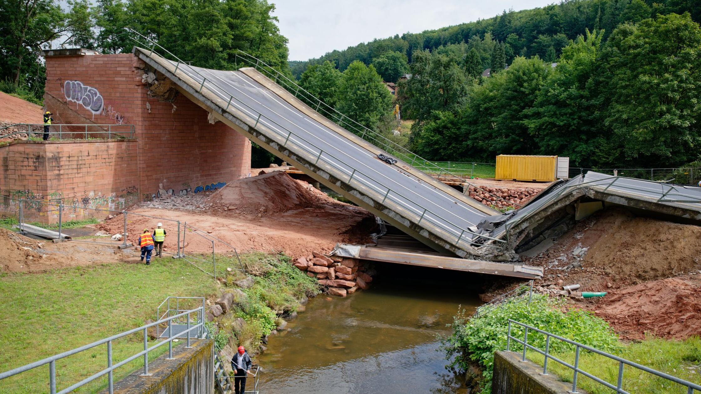 Talbrücke in Sekunden Geschichte: „sehr zufrieden“