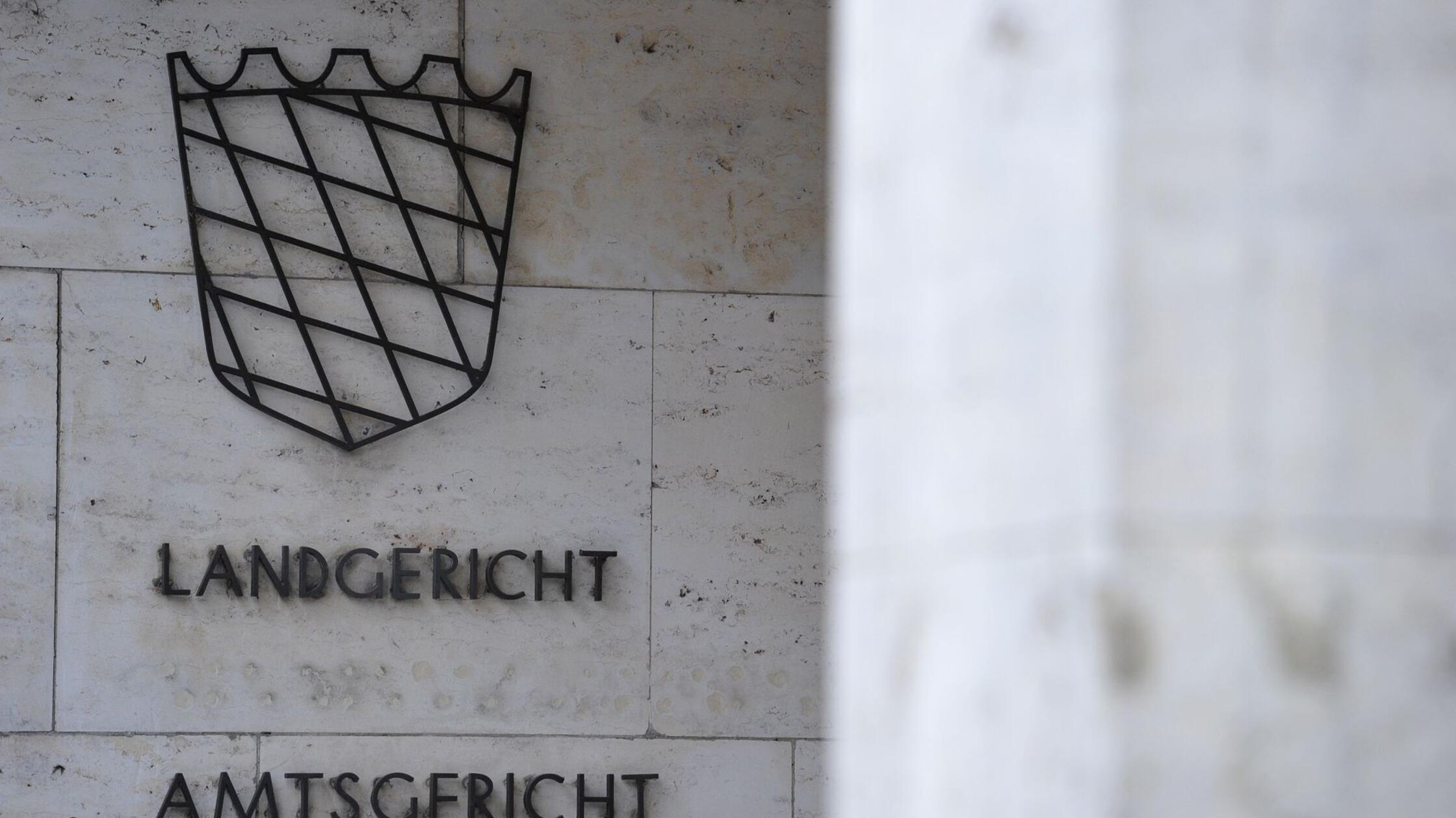 Moški obsojen zaradi lažnega pričanja v starem primeru umora