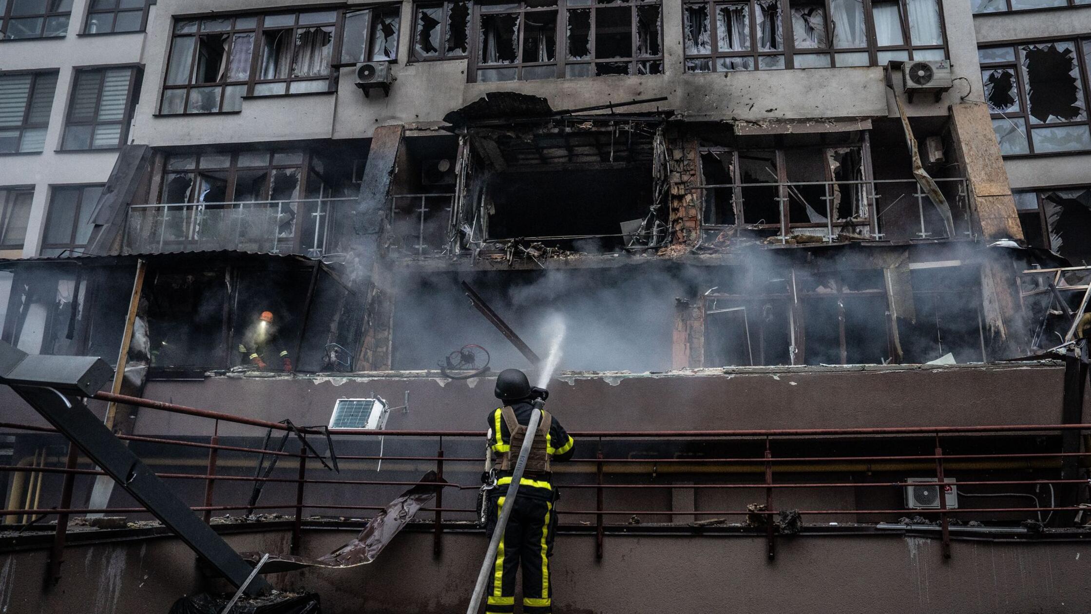 Tote und Dutzende Verletzte bei Luftangriffen auf Kiew