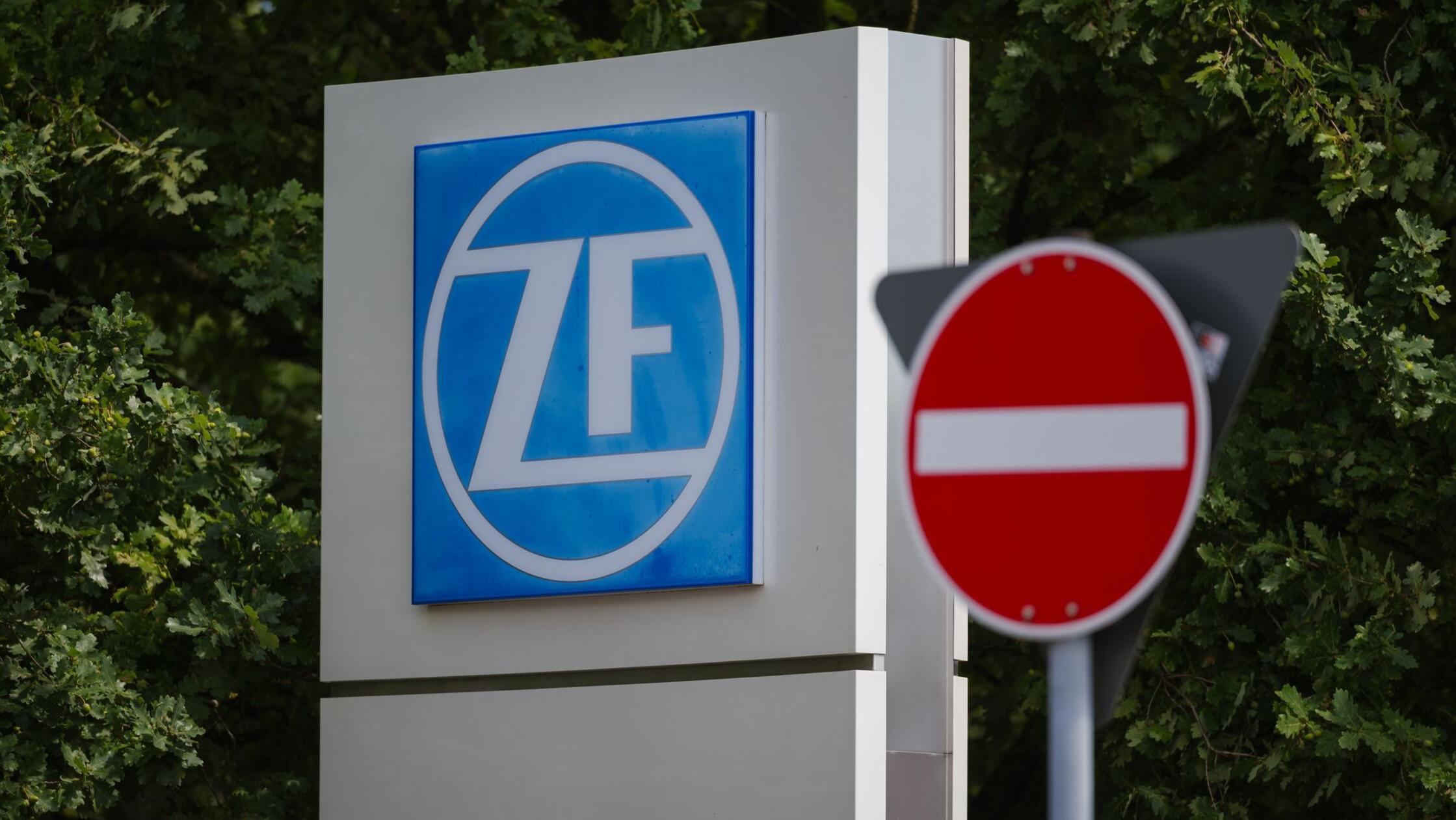 Autozulieferer ZF schreibt erneut rote Zahlen