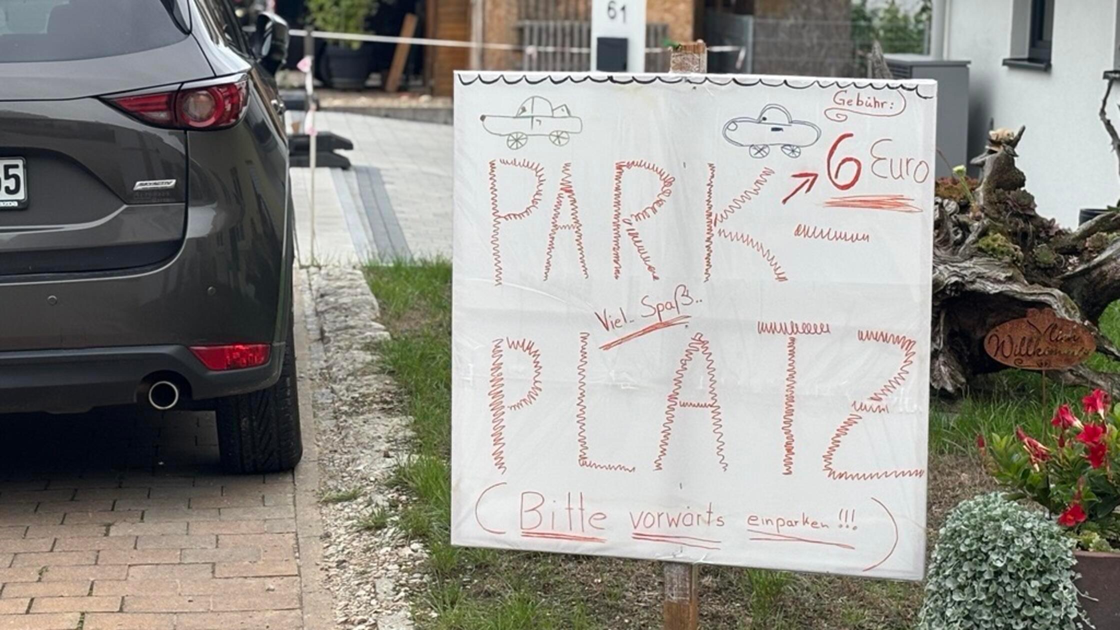 Parken Annafest Anwohner Schild Lichteneiche