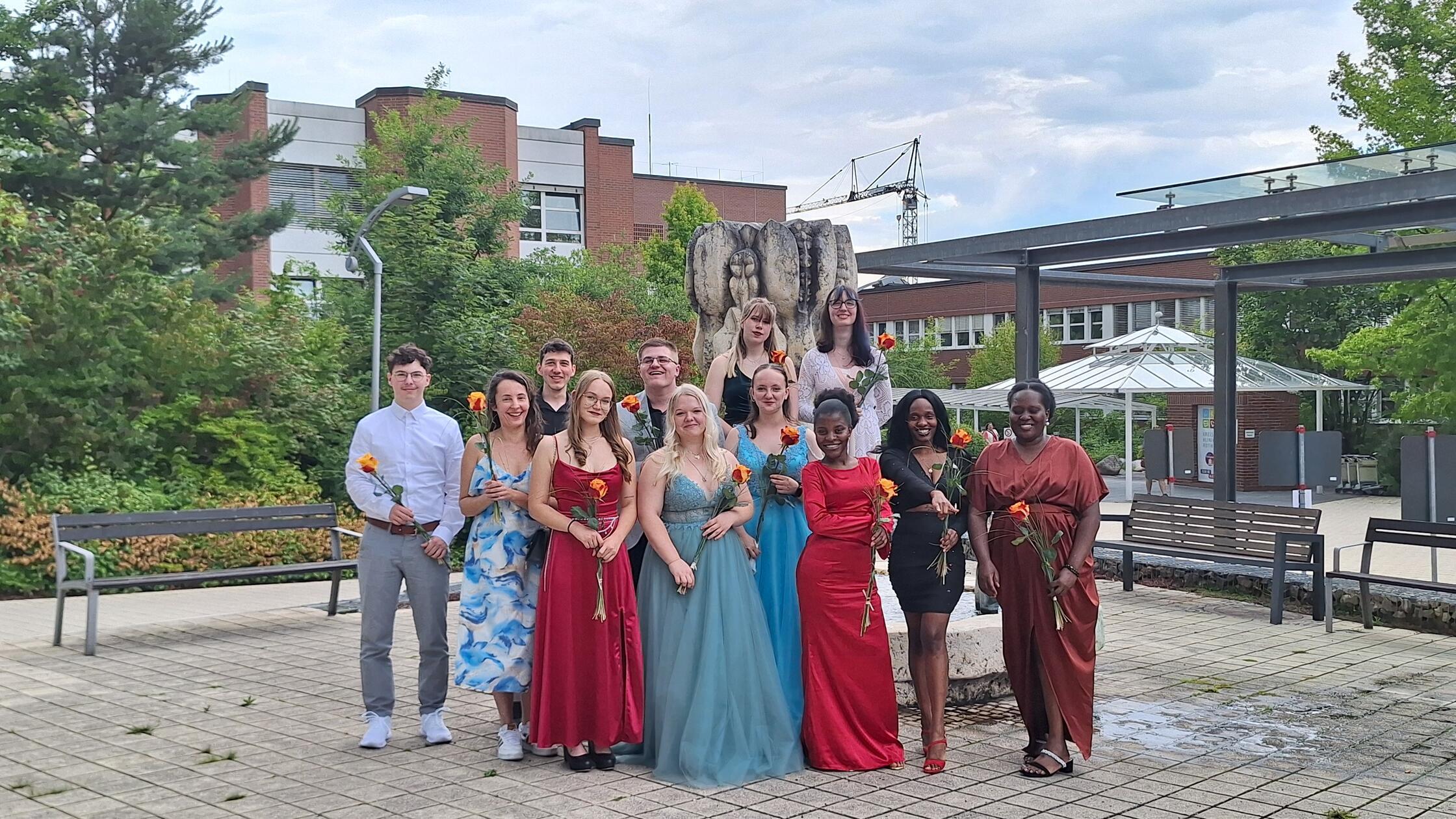 Neue Pflegekräfte starten erfolgreich in die Zukun