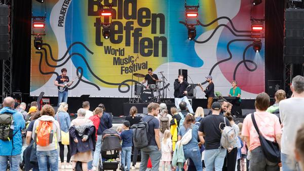 BardenFr_hip_010825_03