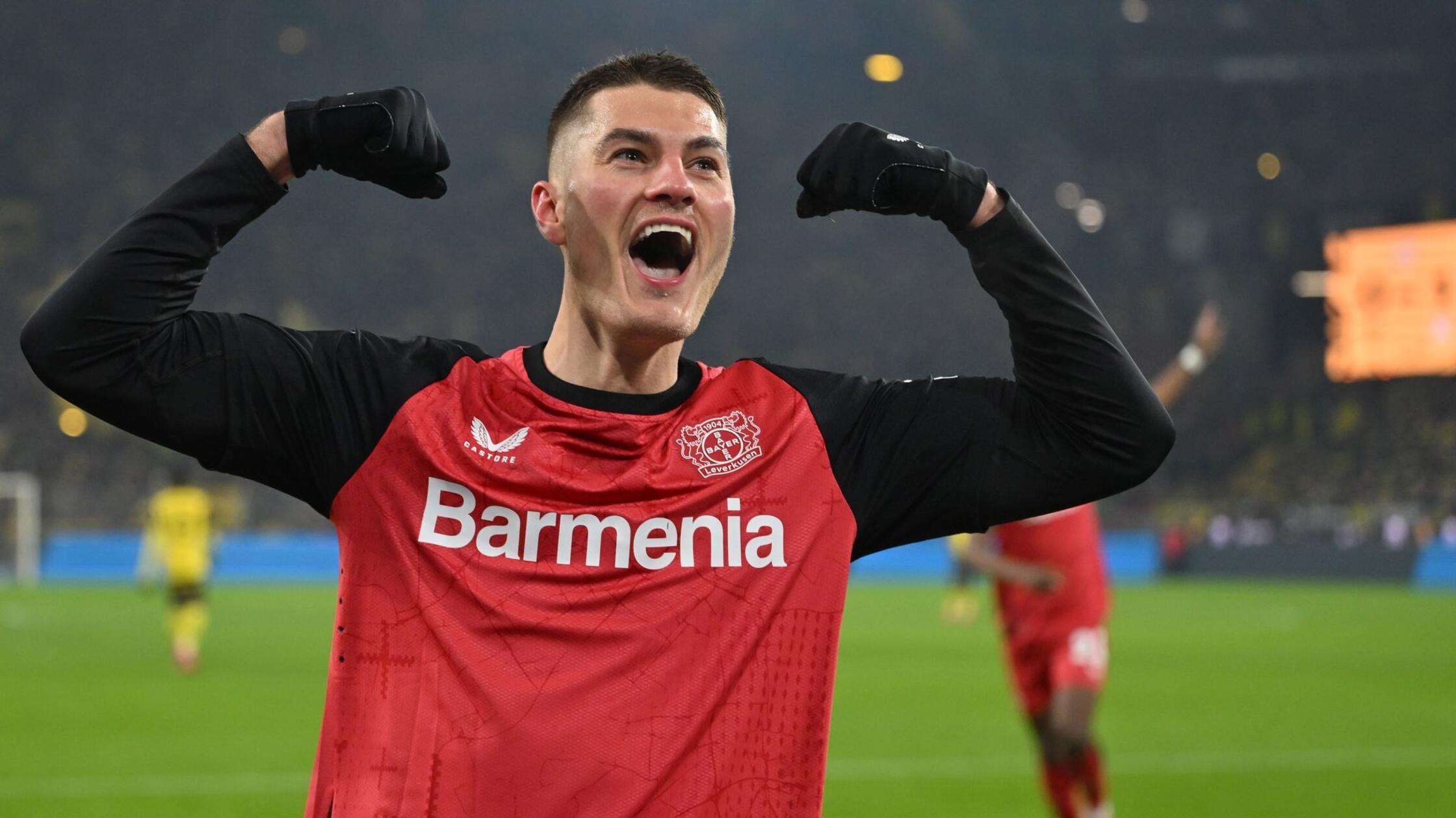 Leverkusen bindet Torjäger Schick langfristig