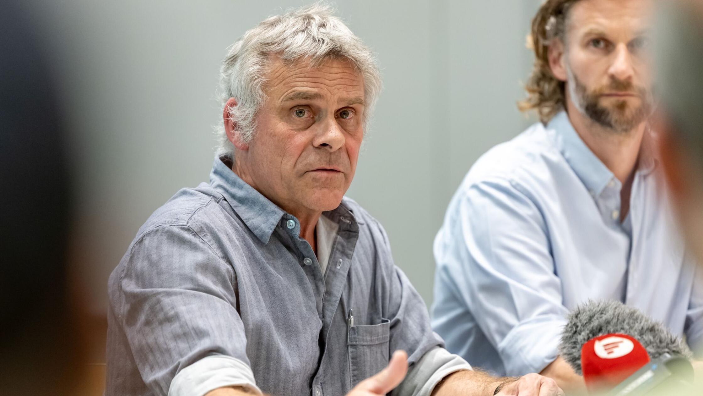 Nach Pavian-Tötung: Tiergarten-Direktor erhält Morddrohungen - über 350 Strafanzeigen eingegangen