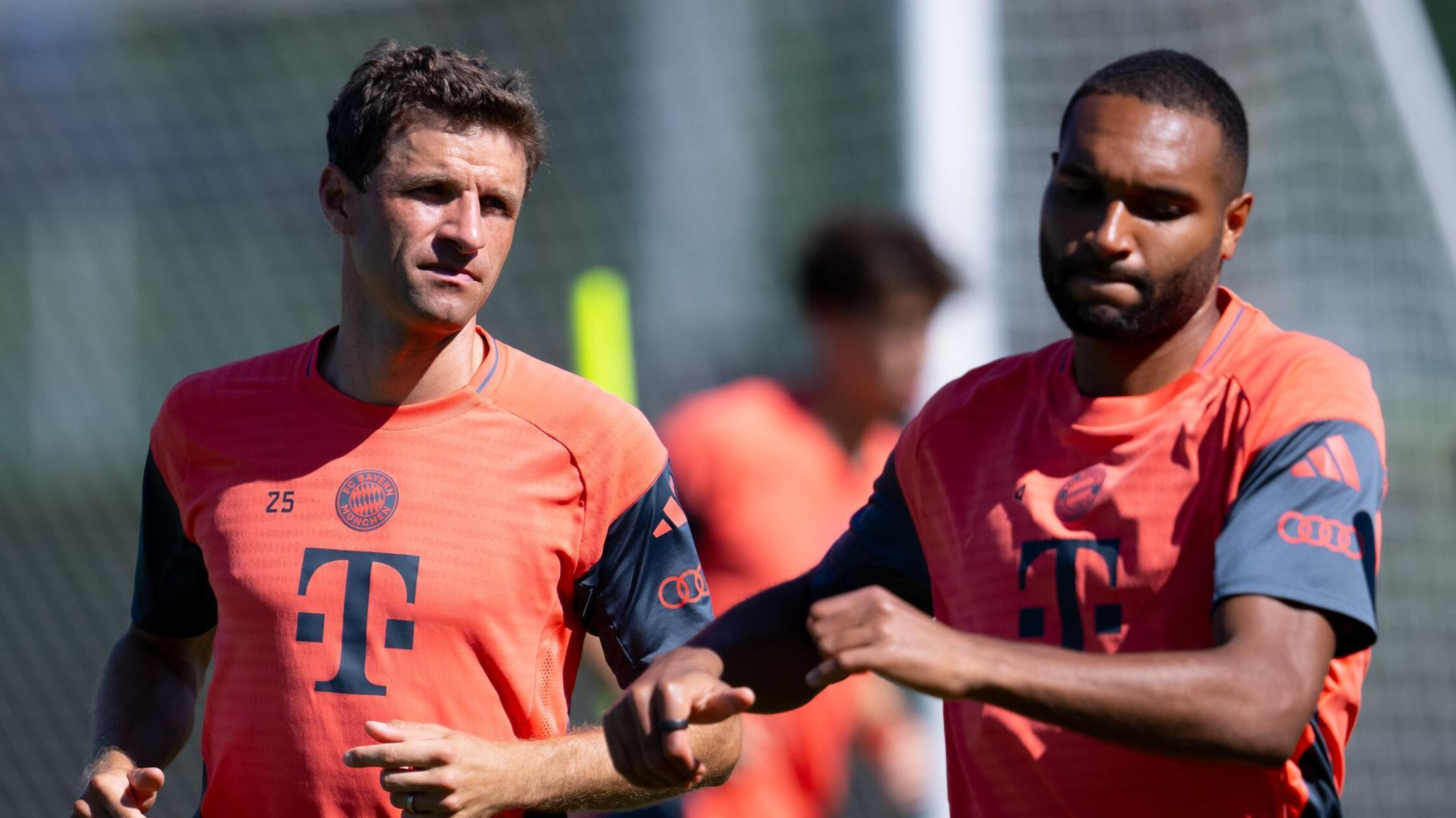 Warten auf Amerika-Vollzug: Müller trainiert mit FC Bayern