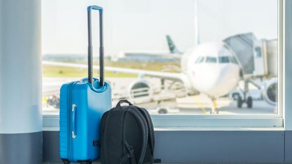 - Verbraucherzentrale klagt wegen Handgepäck-Gebü