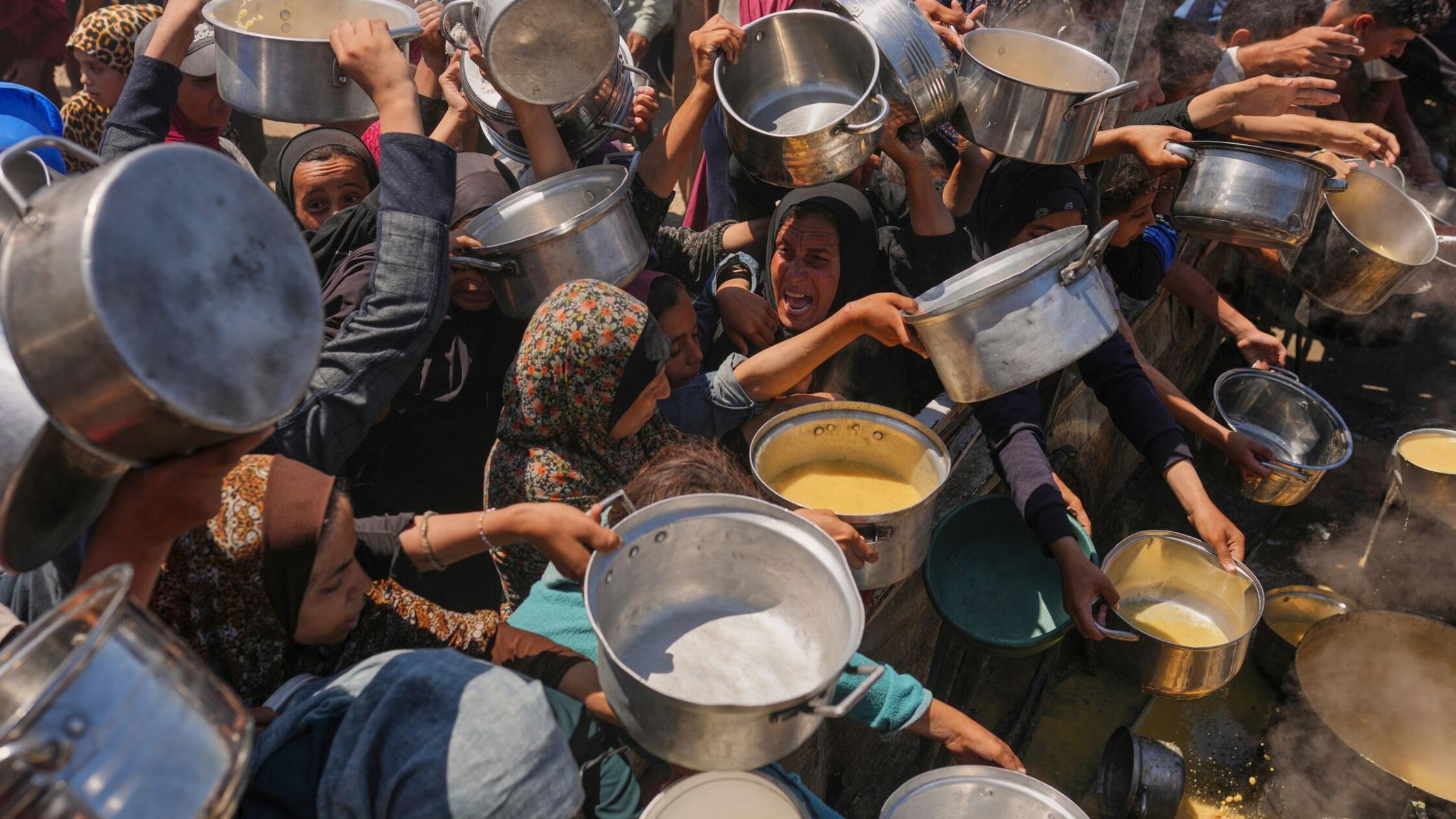 Über 160 weitere Prominente fordern Waffenstopp für Israel