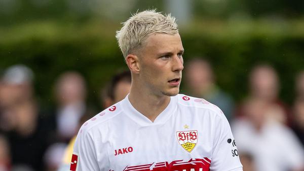 Grillitsch, Geiger und Co.: Wenngleich diese Spieler auf dem Abstellgleis stehen, scheint ein Wechsel zum 1. FC Nürnberg in die 2. Bundesliga doch sehr unrealistisch – zumal der Club weder zu den besonders solventen Zweitligisten, noch zu den Aufstiegsanwärtern zählt. Selbiges Problem gibt es bei den Gerüchten um Yannik Keitel, der ebenfalls von den Fans als Wunschlösung betitelt wurde. Der 25-Jährige könnte – womöglich im Gegenzug für einen fixen Transfer von Caspar Jander zum VfB Stuttgart – per Leihe aus dem Schwabenland kommen – sofern er tatsächlich 2. Bundesliga spielen möchte und der Club in der Lage ist, ein angemessenes Gehalt zu zahlen.