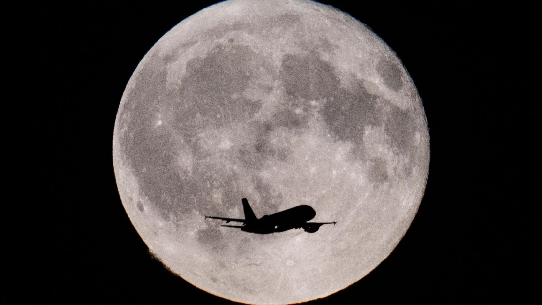 Luftverkehrswirtschaft: Deutsche fliegen hinterher