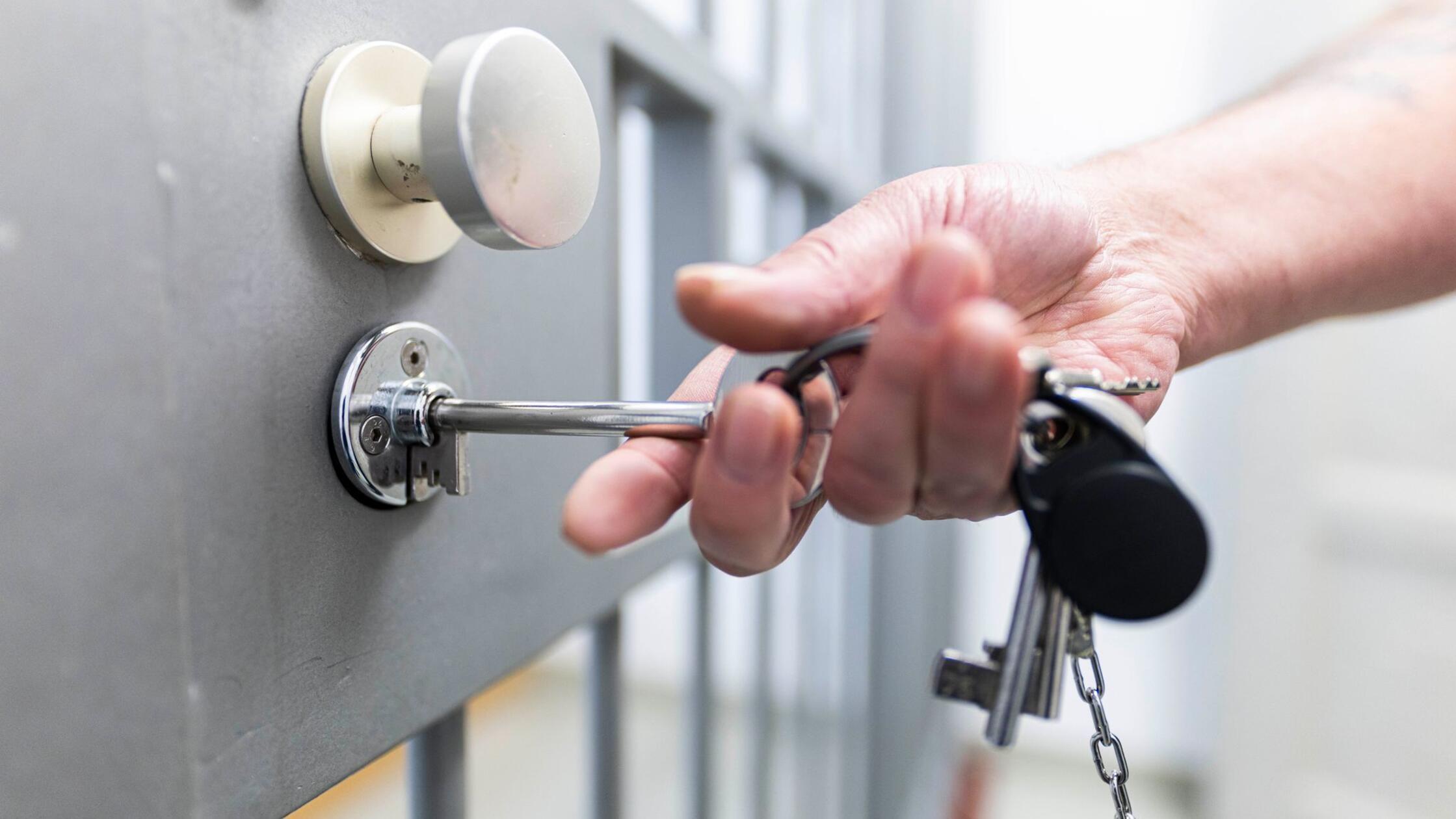 Tod eines Jugendlichen in JVA beschäftigt Saar-Landtag