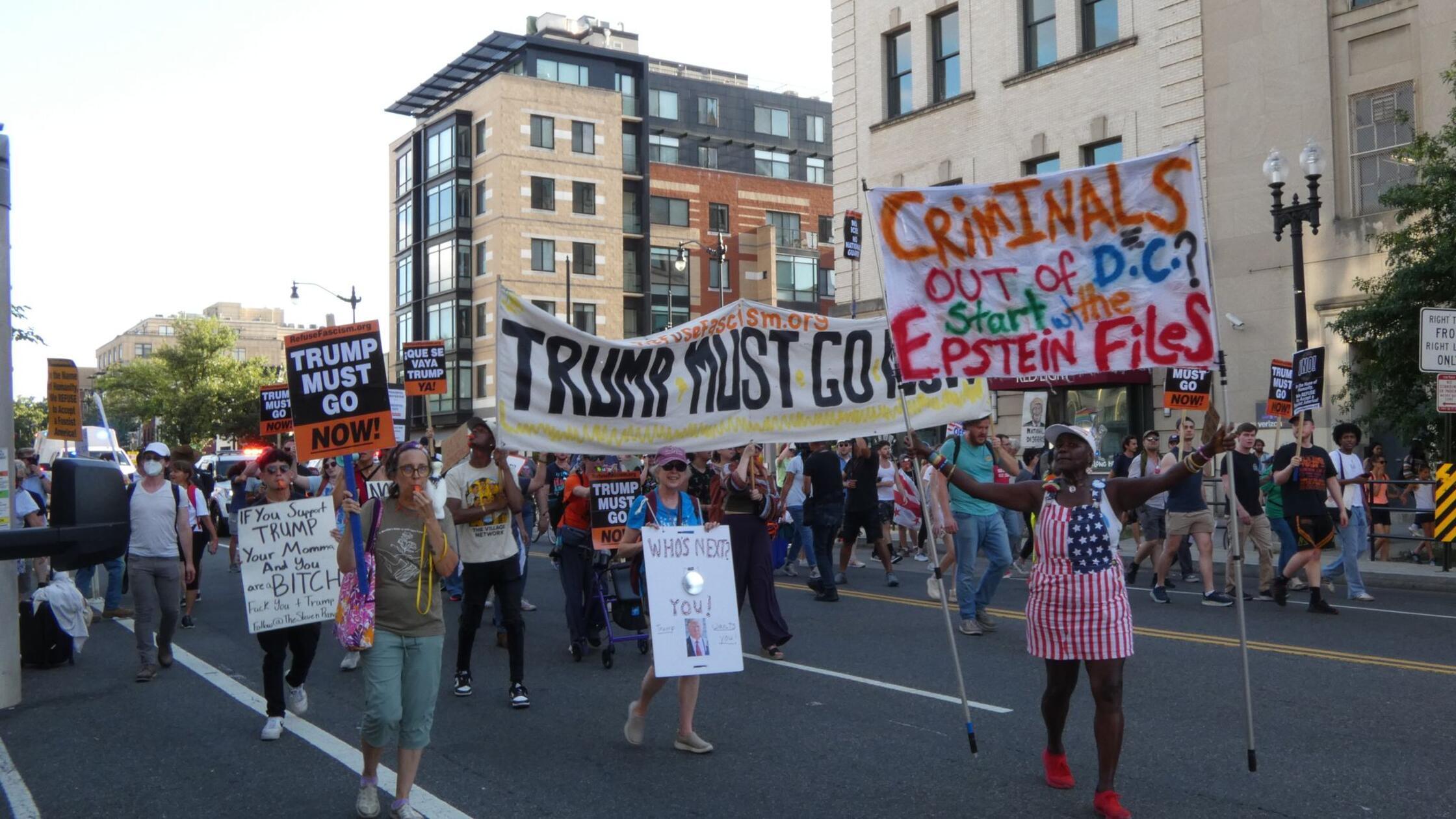 Umstrittenes Trump-Dekret: Aufruf zu Protesten in Washington