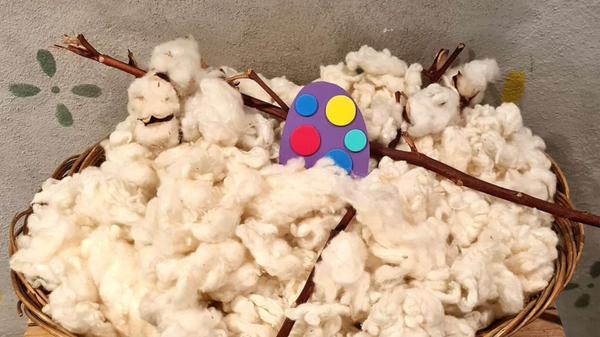 Das Stadtmuseum Erlangen hat rund um Ostern ein extra Familienprogramm im Angebot. Im ganzen Haus hat der Osterhase bunte Eier versteckt, die Kinder mit ihren Familien suchen dürfen. Wer dabei erfolgreich war und ein Lösungswort geknackt hat, erhält an der Museumskasse eine Überraschung. Die Jagd beginnt jeweils um 11 Uhr. Kinder und Jugendliche erhalten freien Eintritt.