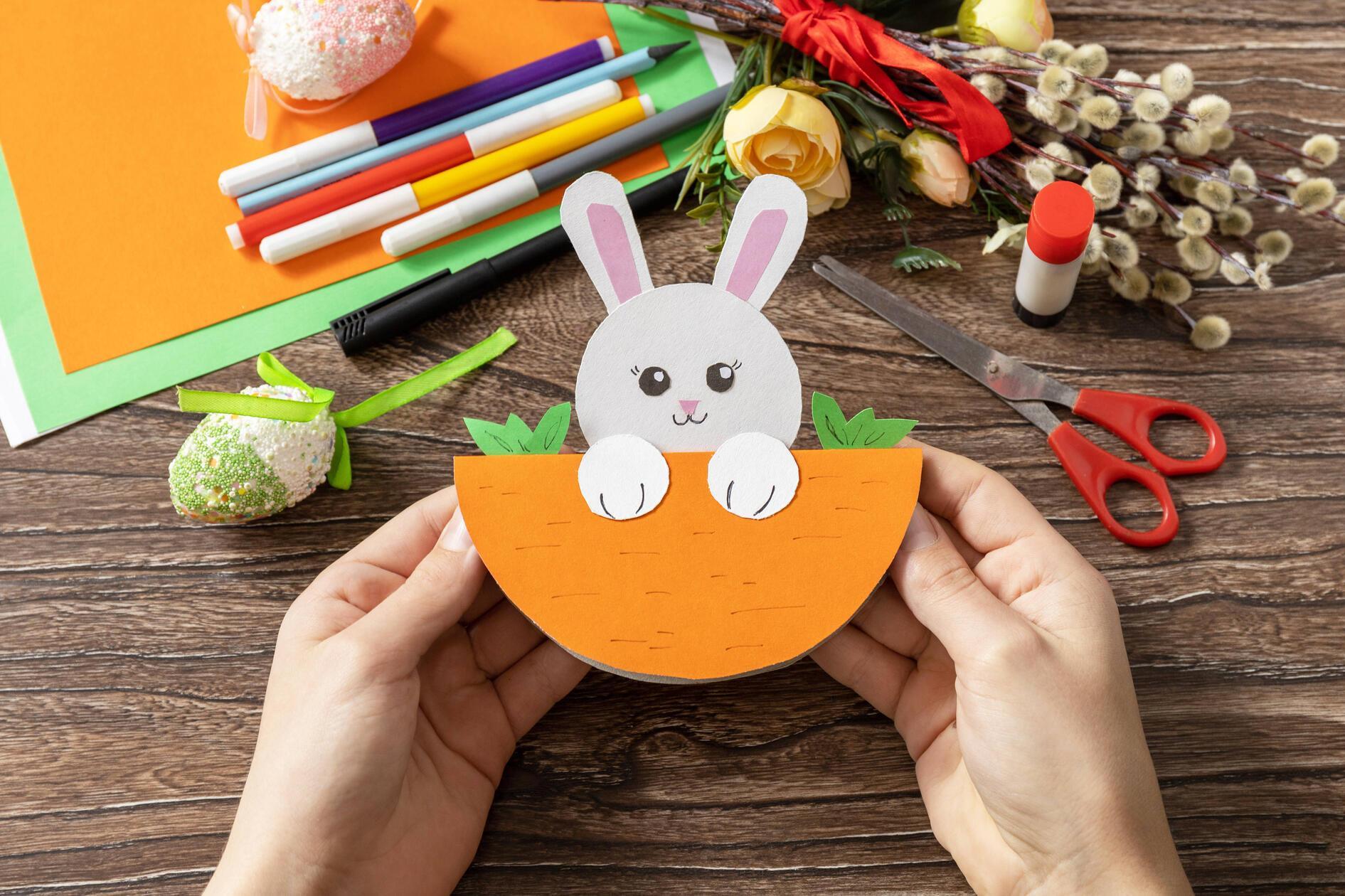 Das Café Belfiore in der Nürnberger Nordstadt bietet am Samstag einen Osterbastelkurs an. Auf dem Plan steht das Erschaffen eines Ostertontopfs. Beginn: 10.30 Uhr. Für Kinder von 6 bis 12 Jahren.