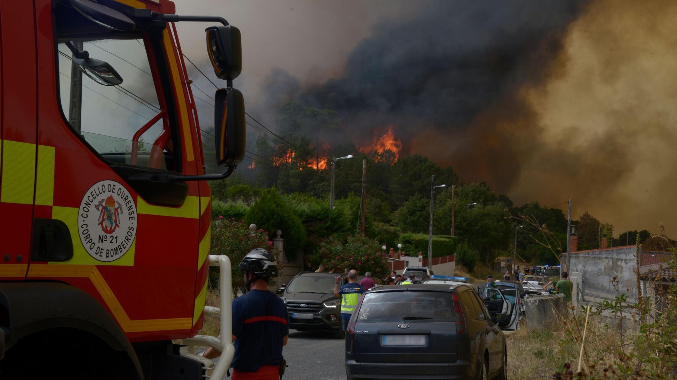 Iberische Halbinsel in Flammen: Viele Brände außer Kontrolle