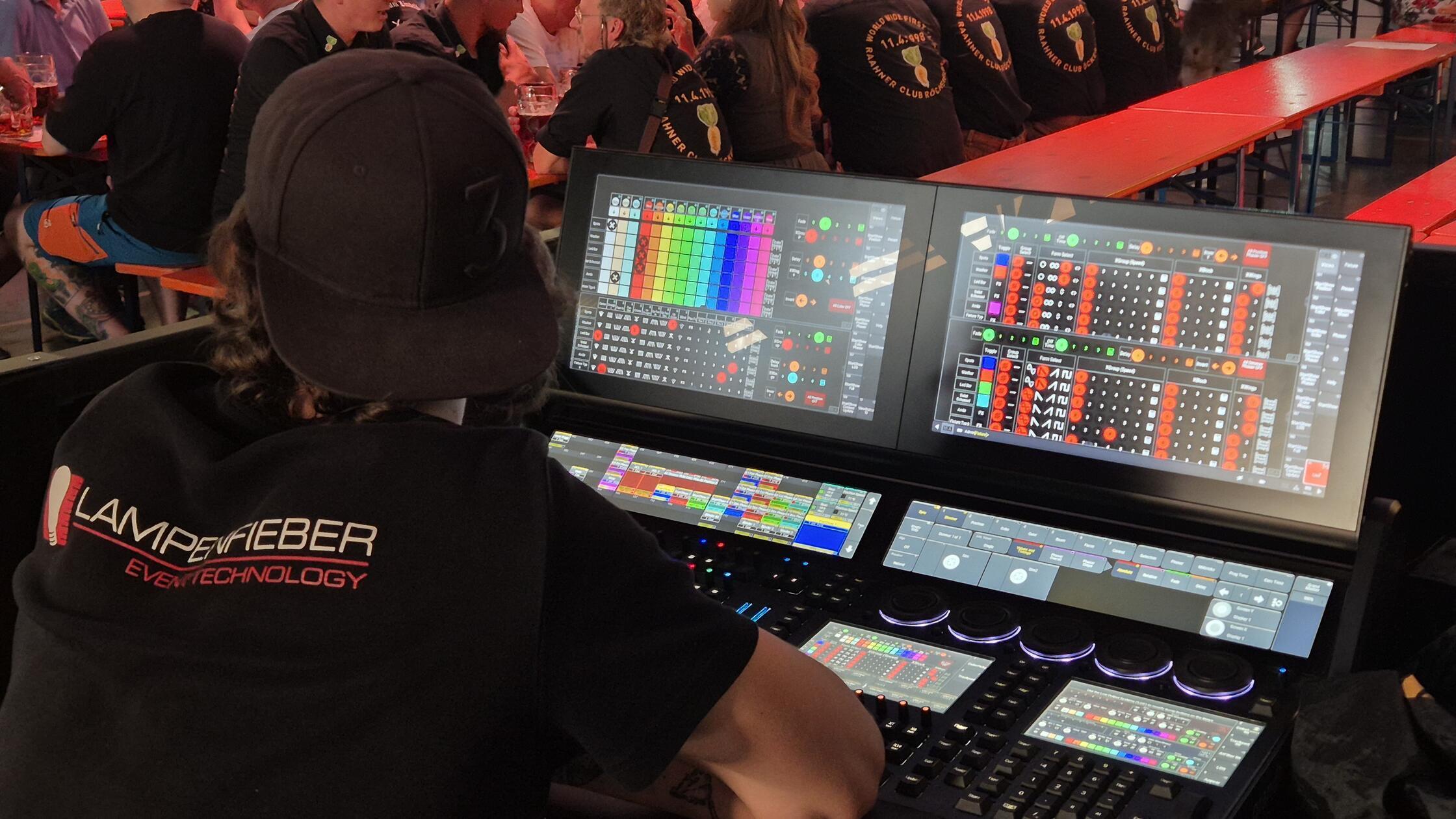 Technik am Mischpult