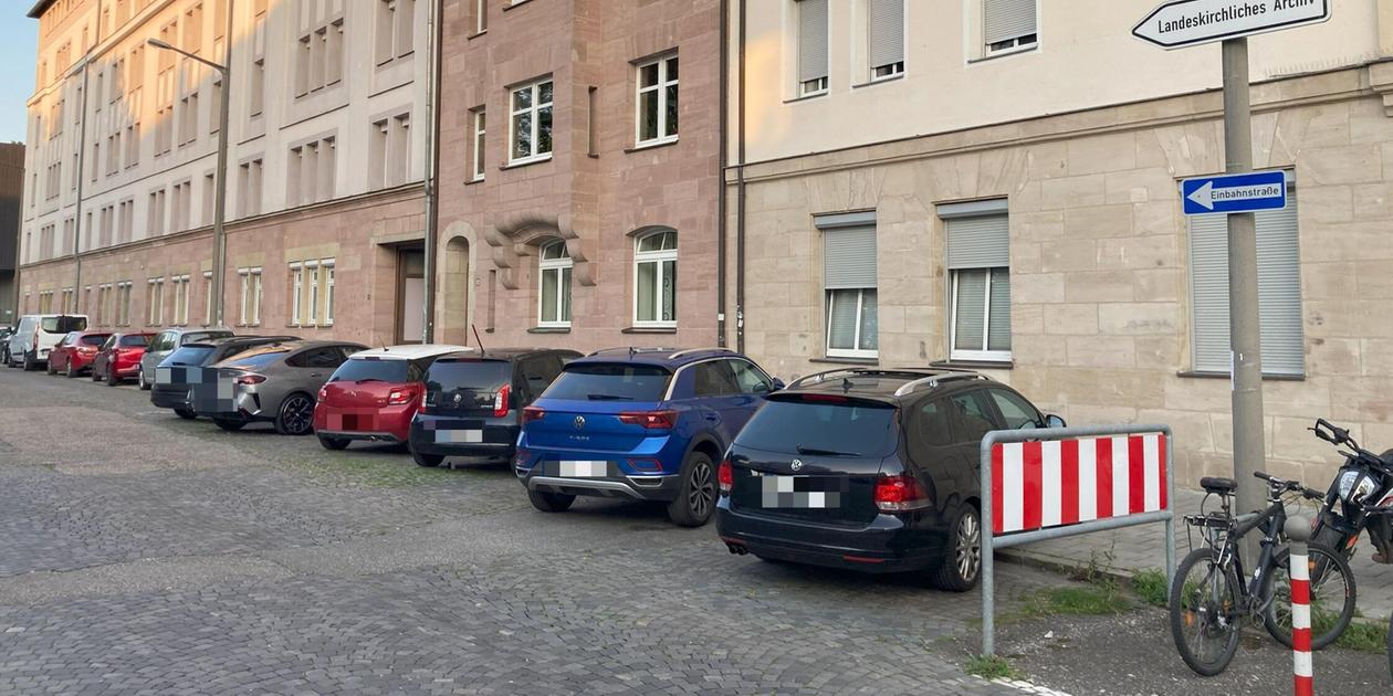 Long tolerated, now a flood of tickets: In Nuremberg, sidewalk parkers are ...