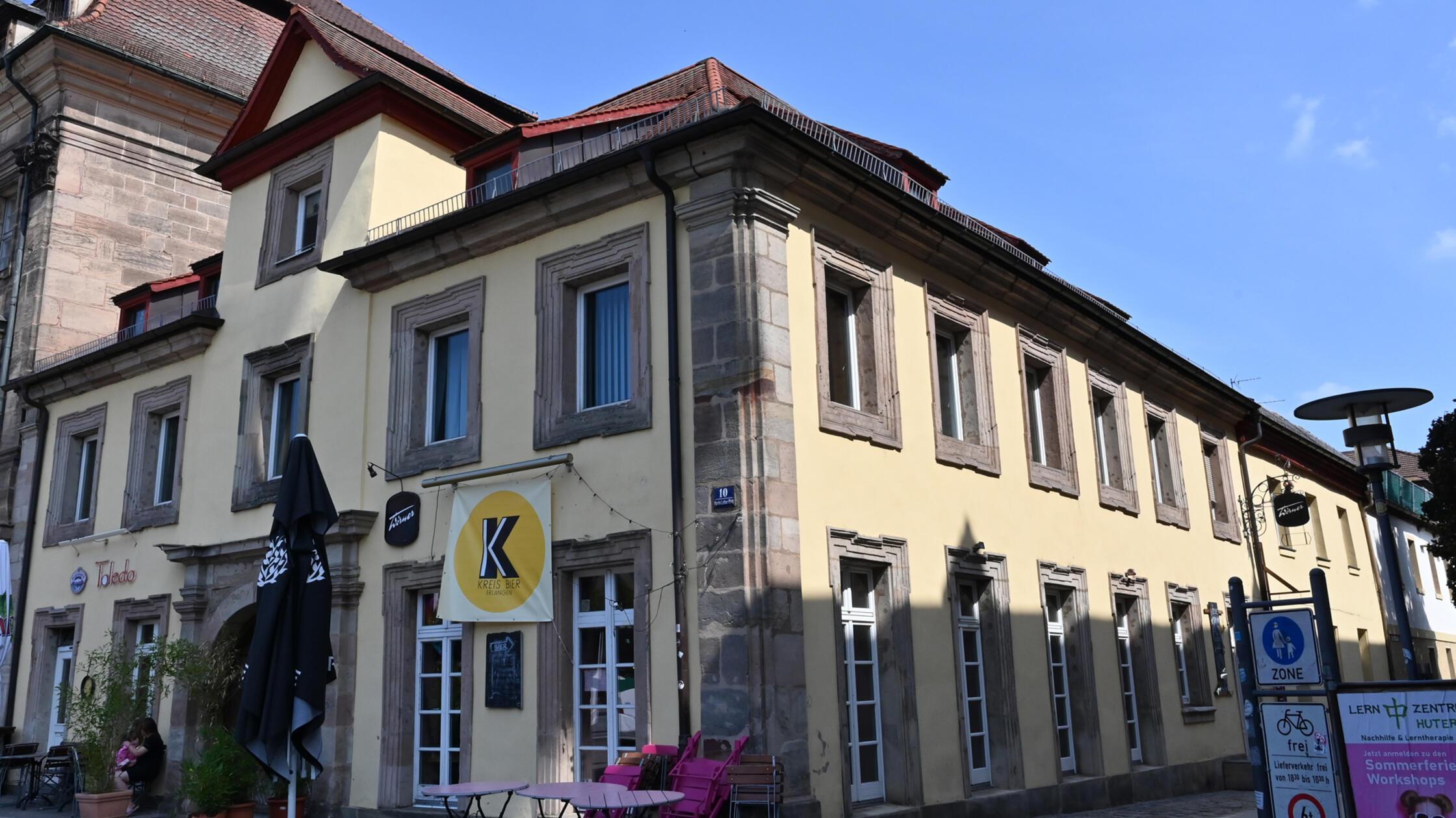 Das Haus Martin-Luther-Platz 10, das offenbar der 