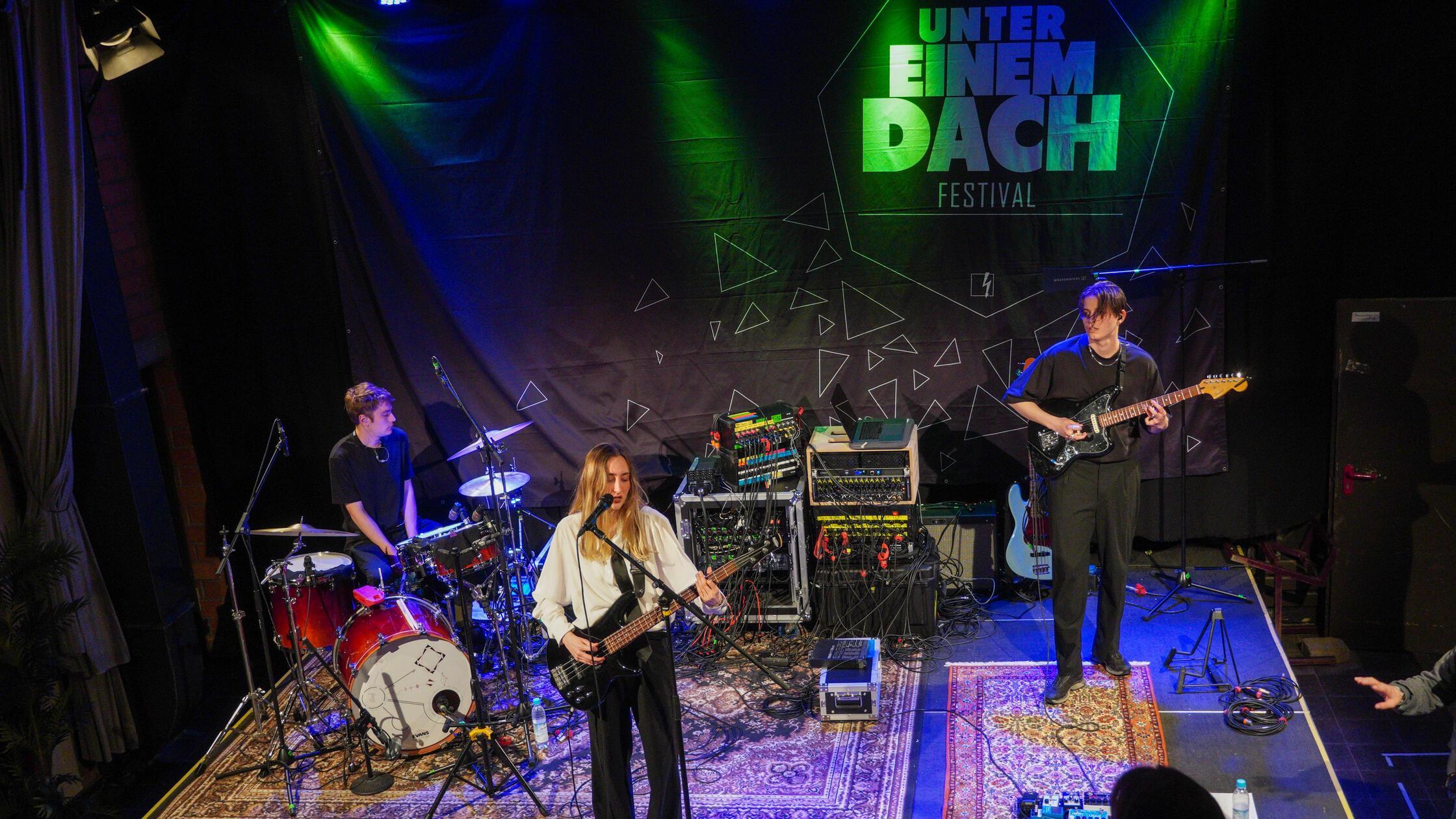 EWerkERlangenUntereinemDAch18