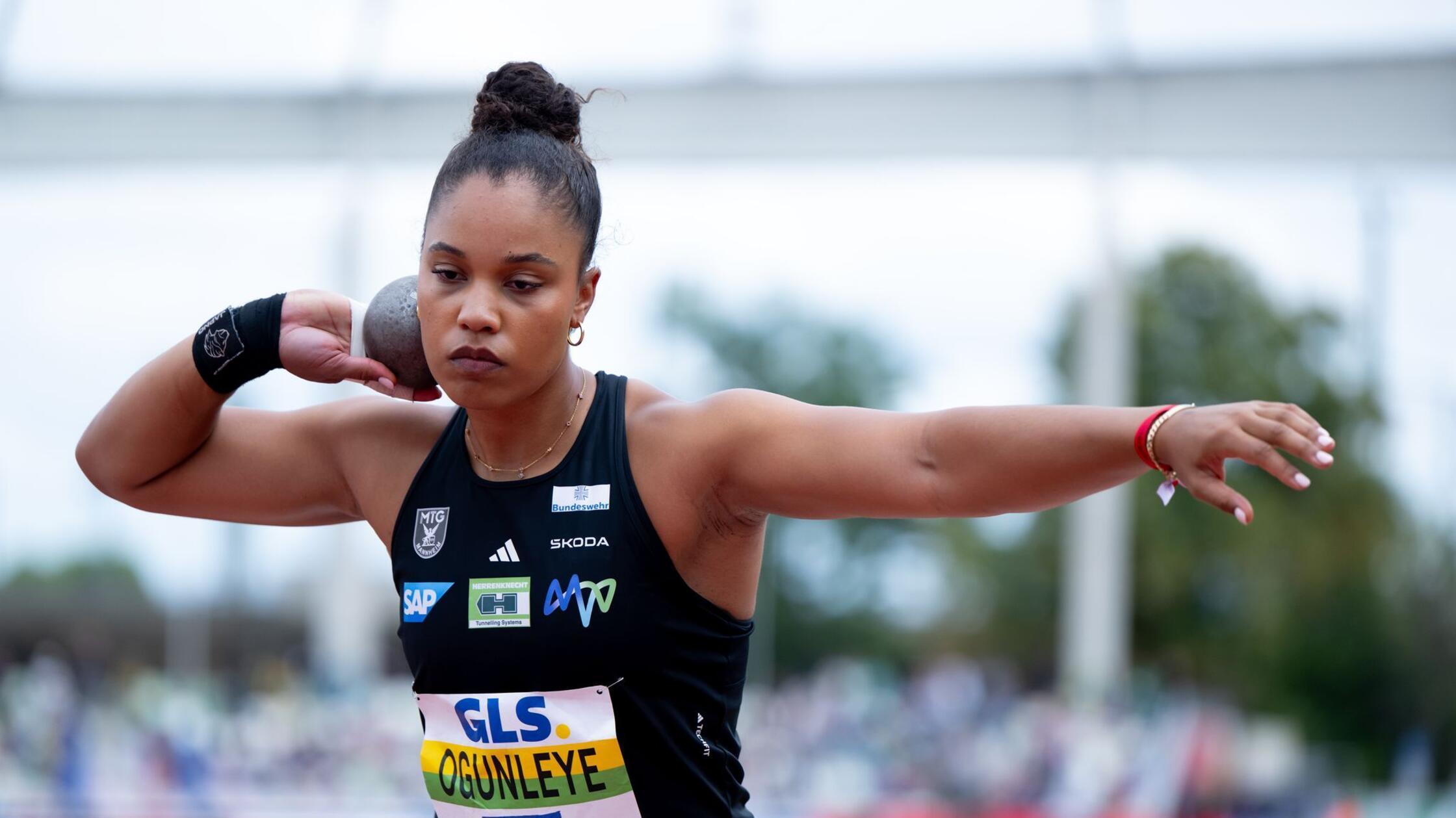 Kugelstoß-Olympiasiegerin Ogunleye belegt Rang zwei in Polen