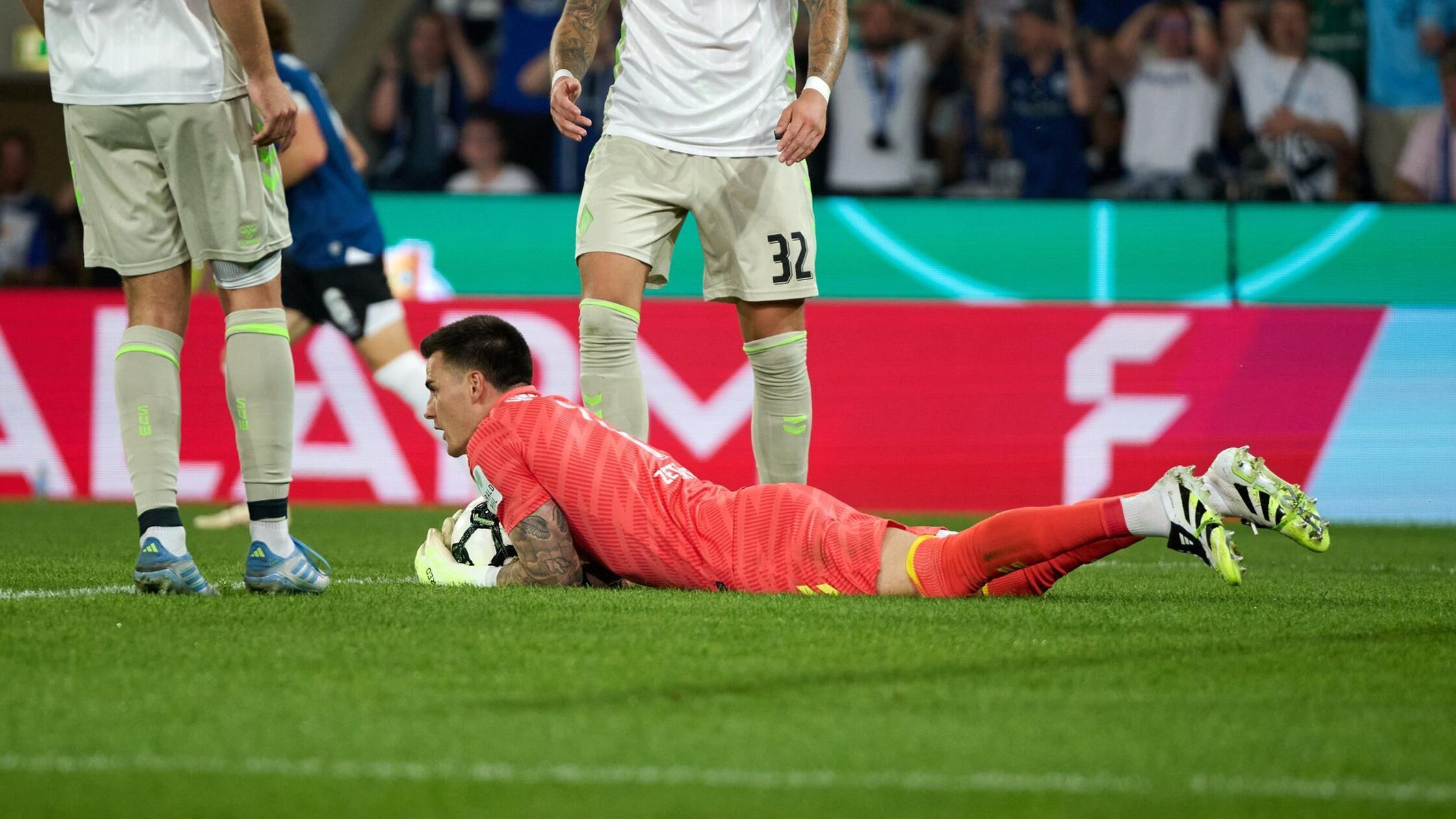 Tränen nach Pokal-Aus: Zetterer wohl vor Werder-Abschied