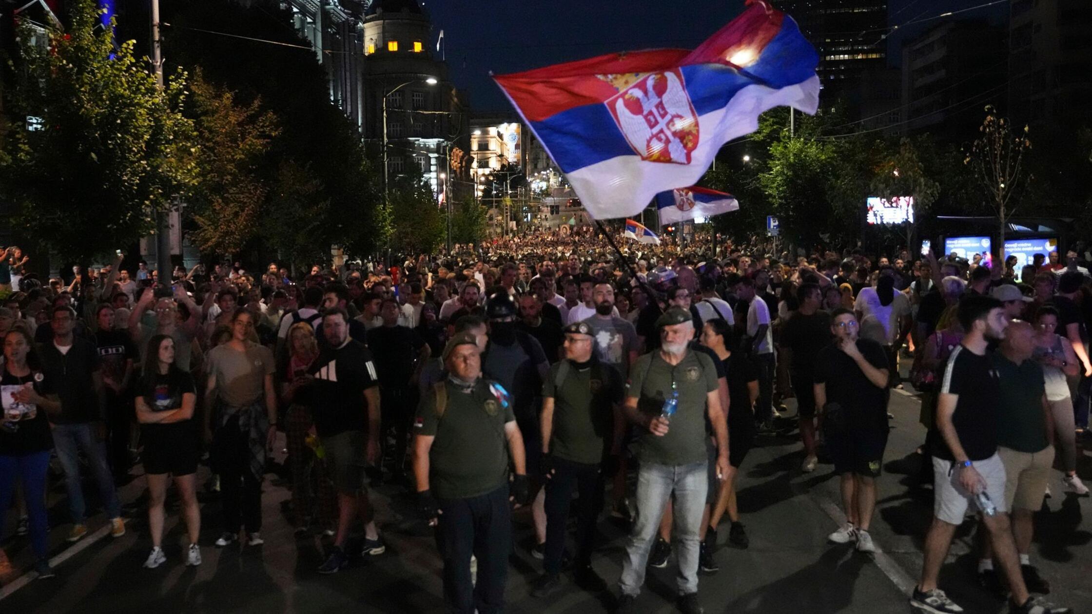 Wieder Gewalt bei Protesten in Serbien