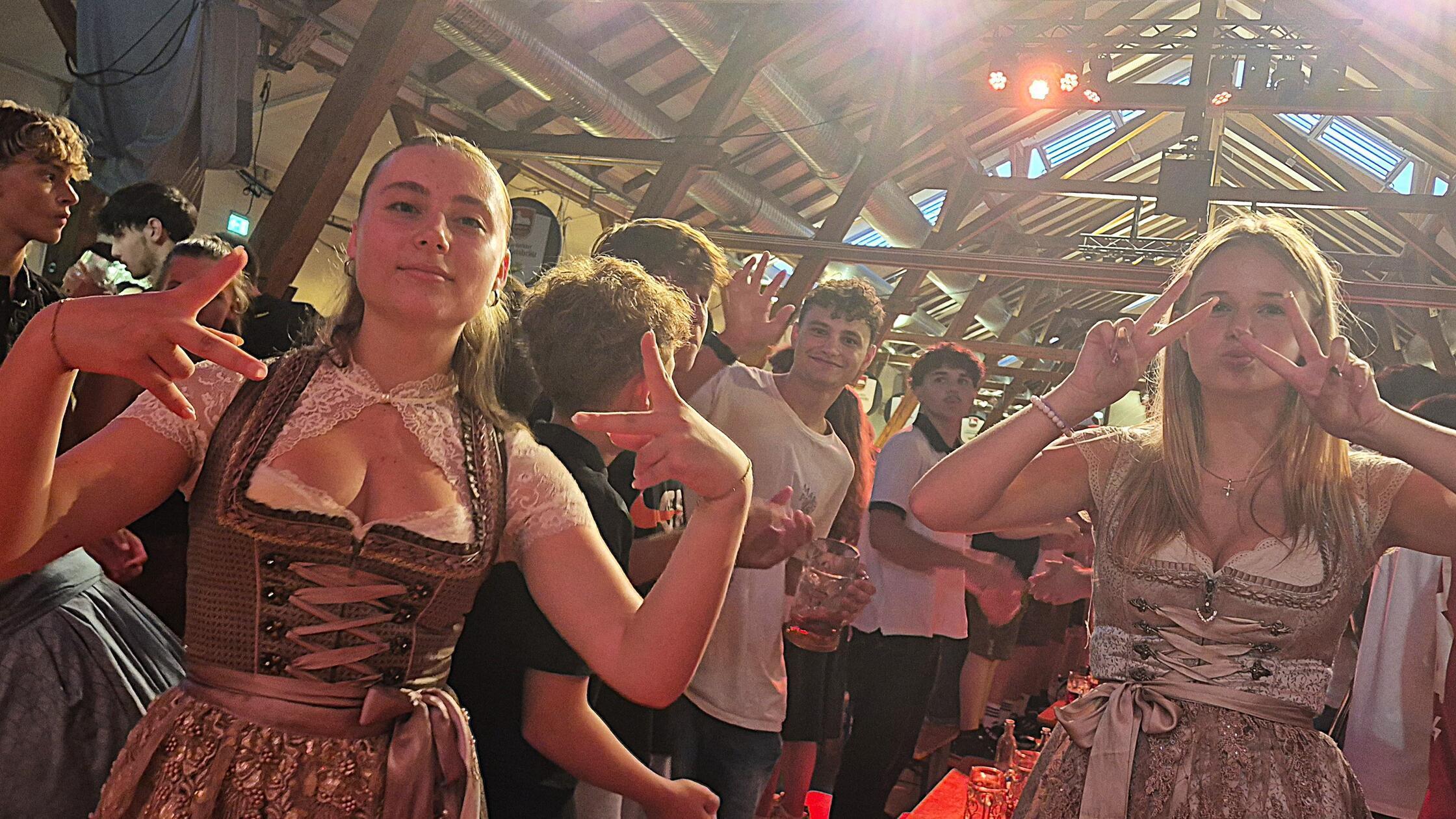 Freitagabend Volksfest Neumarkt 2025