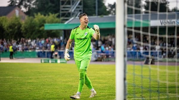 Lochoshvili und Maboulou scheiterten am herausragenden Torwart des Regionalligisten.