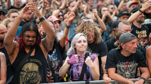 Fast 45.000 Fans feierten auf dem Gelände, schreibt die Polizei aus Mittelfranken.