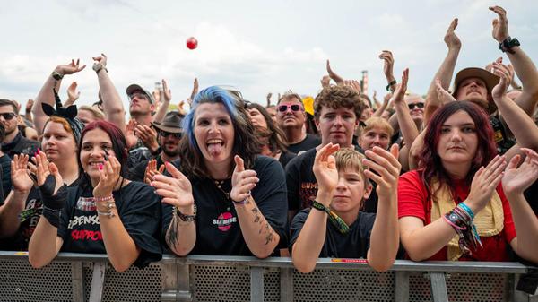 Laut Angaben und Bilanz der mittelfränkischen Polizei verlief das Festival größtenteils friedlich.