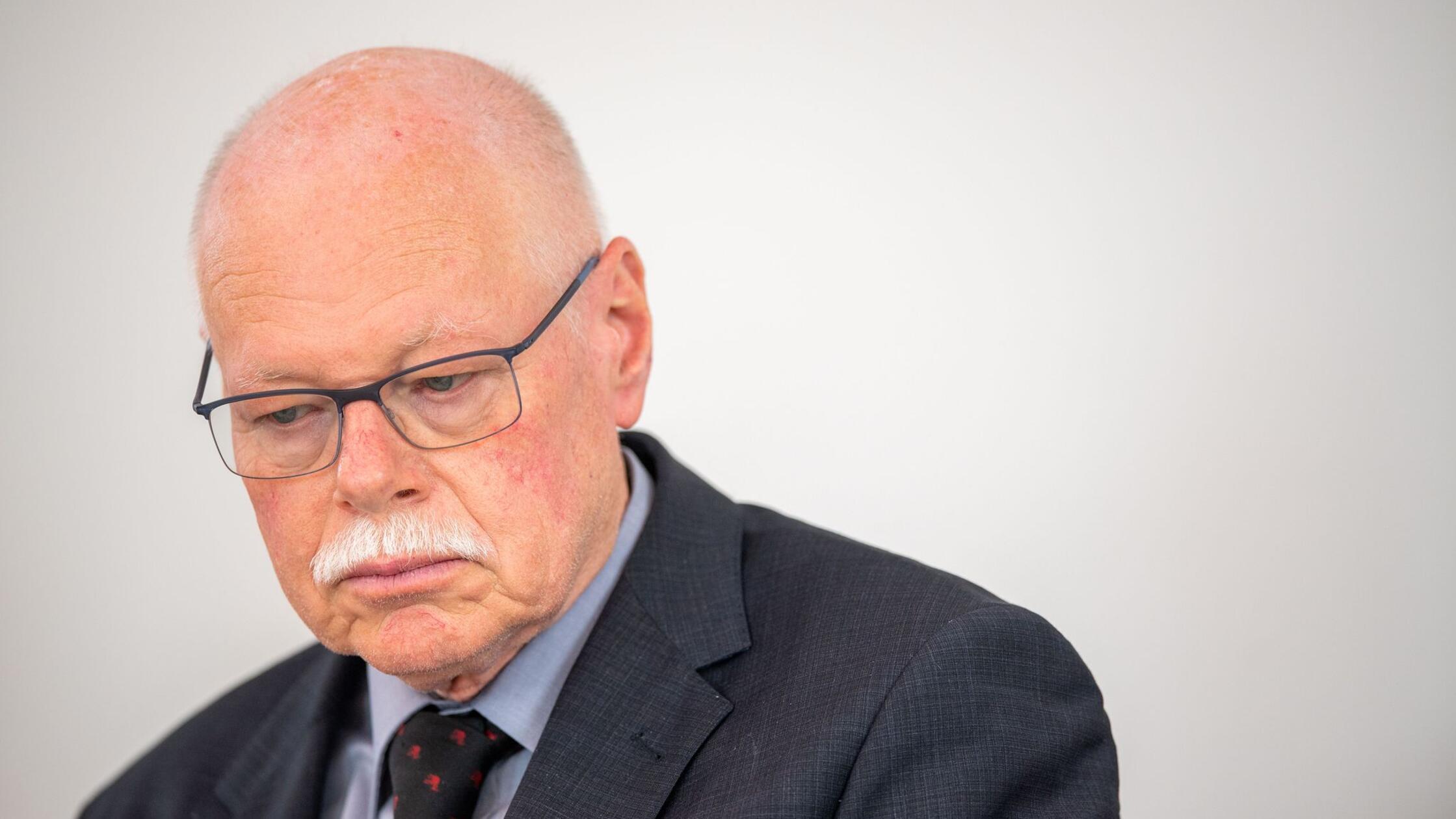 Bremens Innensenator Ulrich Mäurer hört Ende des Jahres auf