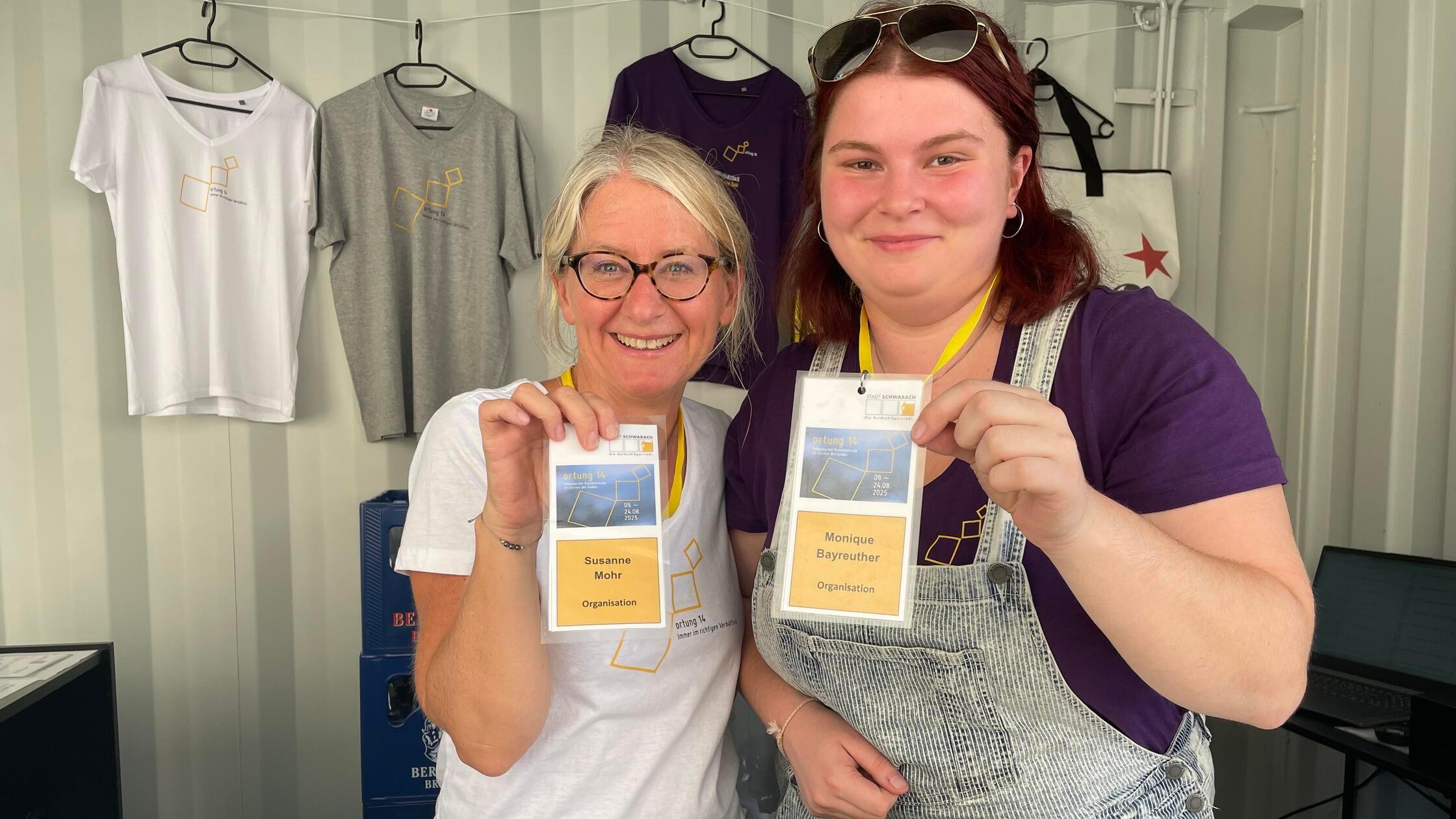 Immer freundlich und hilfsbereit stehen Susanne Mo