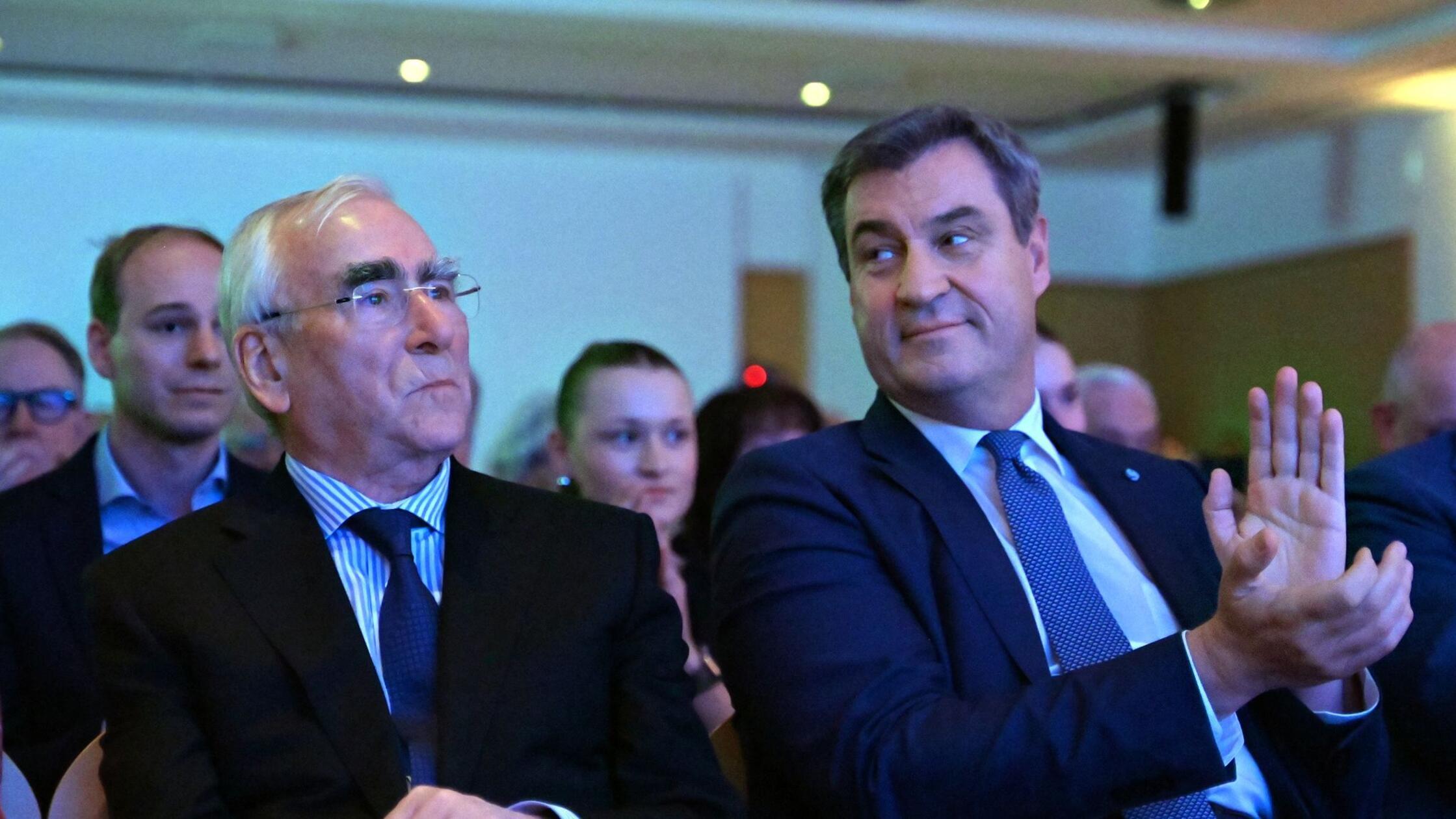 Theo Waigel: Jesus Christus hatte weniger Follower als Söder