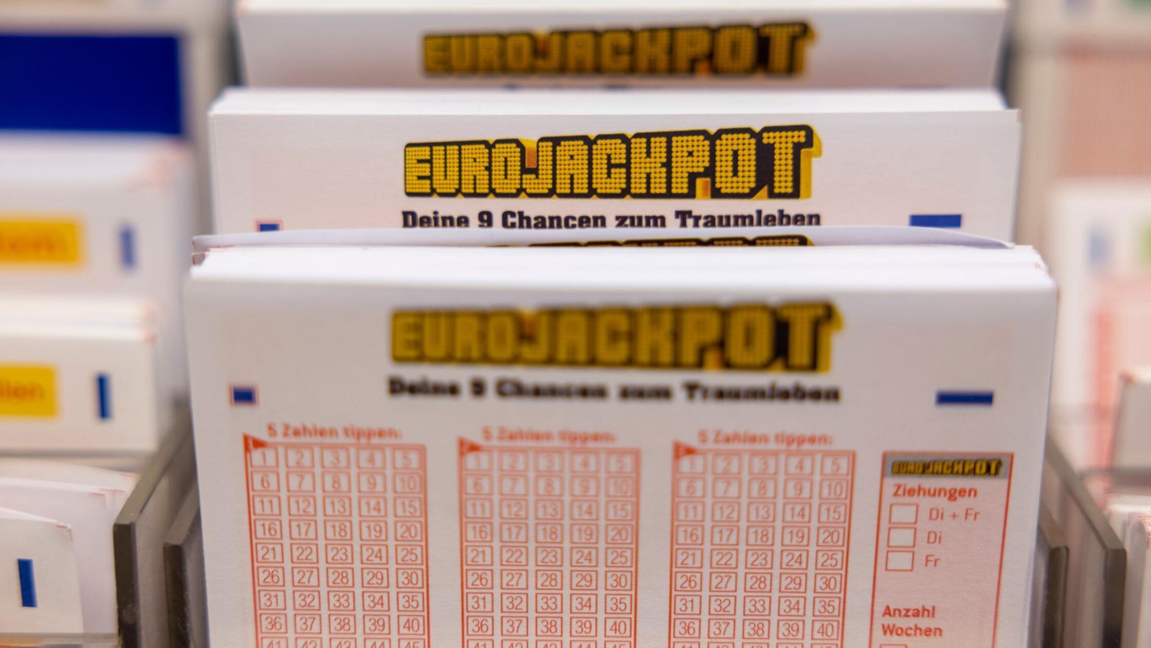 Gewinn ignoriert: Lotto-Glückspilz aus Franken lässt 3,3 Millionen Euro monatelang liegen