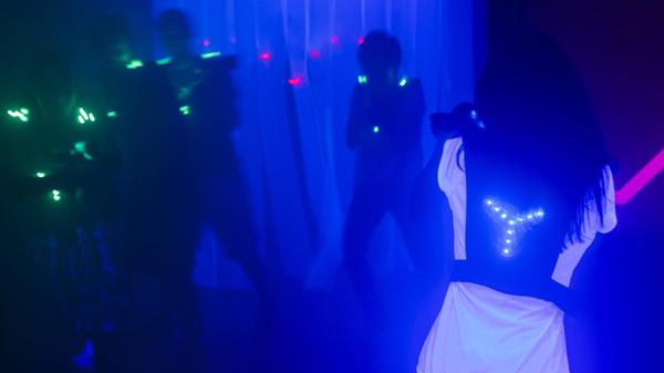 Im Indoor Funpark Pleinfeld erwartet Gäste auf 3200 Quadratmetern neben der Trendsportart Laser Tag auch Schwarzlicht-Minigolf, Pixeldance, Eisstockschießen und Fußballbillard.