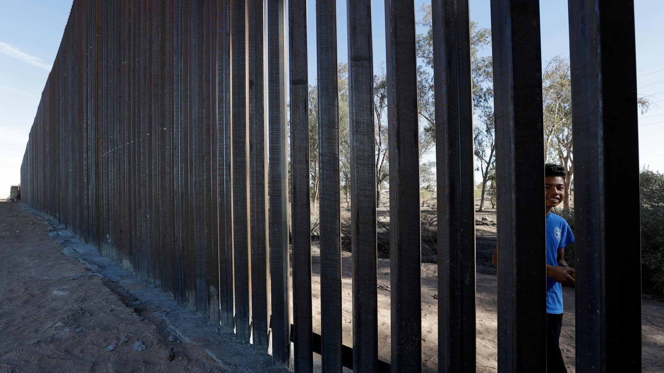 Trump lässt Grenzzaun zu Mexiko schwarz streichen - das ist der Grund