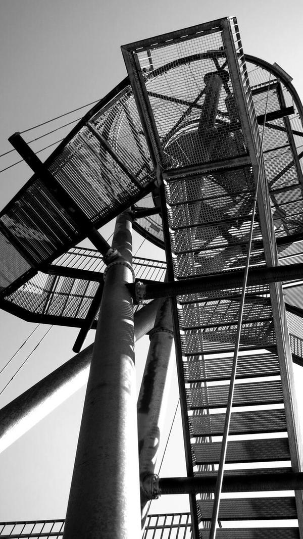 Nahe Grein steht die moderne Gobelwarte.