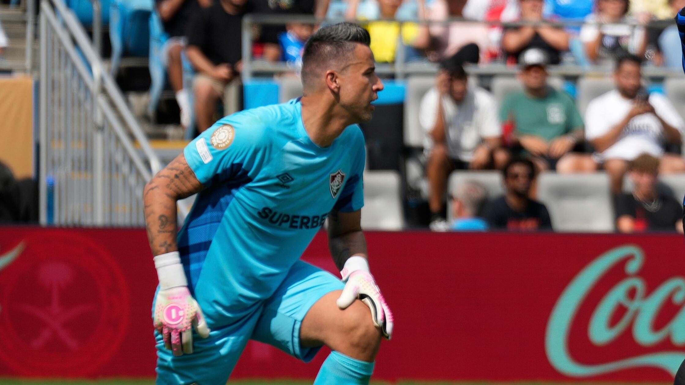 1391 Spiele: Fluminense feiert Fábio als Fußball-Rekordprofi