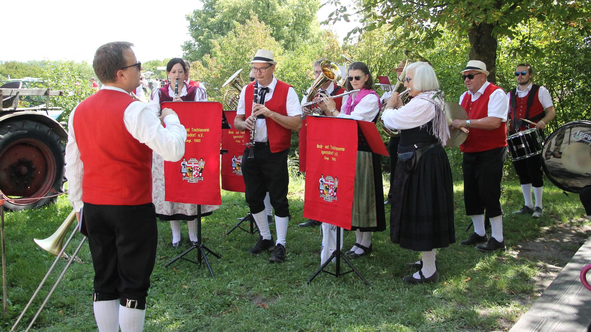 Der musikalische Auftakt durch den Musik- und Trac