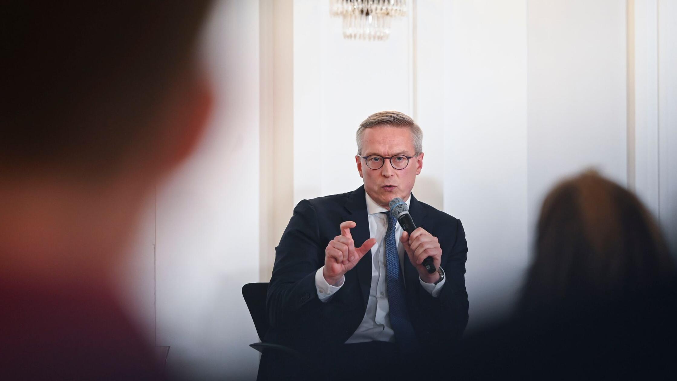 Digitalminister drängt Ministerien zu Bürokratieabbau