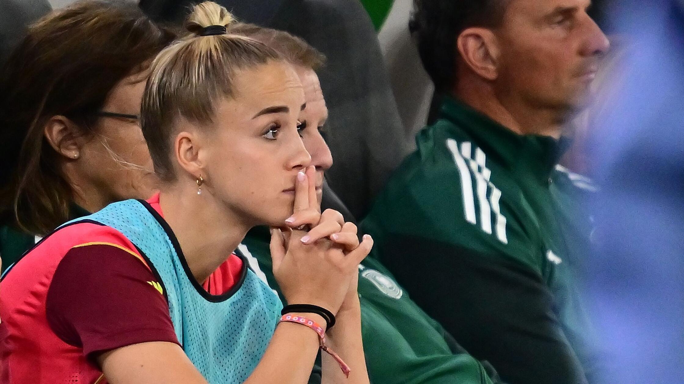 DFB-Kapitänin Gwinn verpasst Supercup-Duell in Karlsruhe