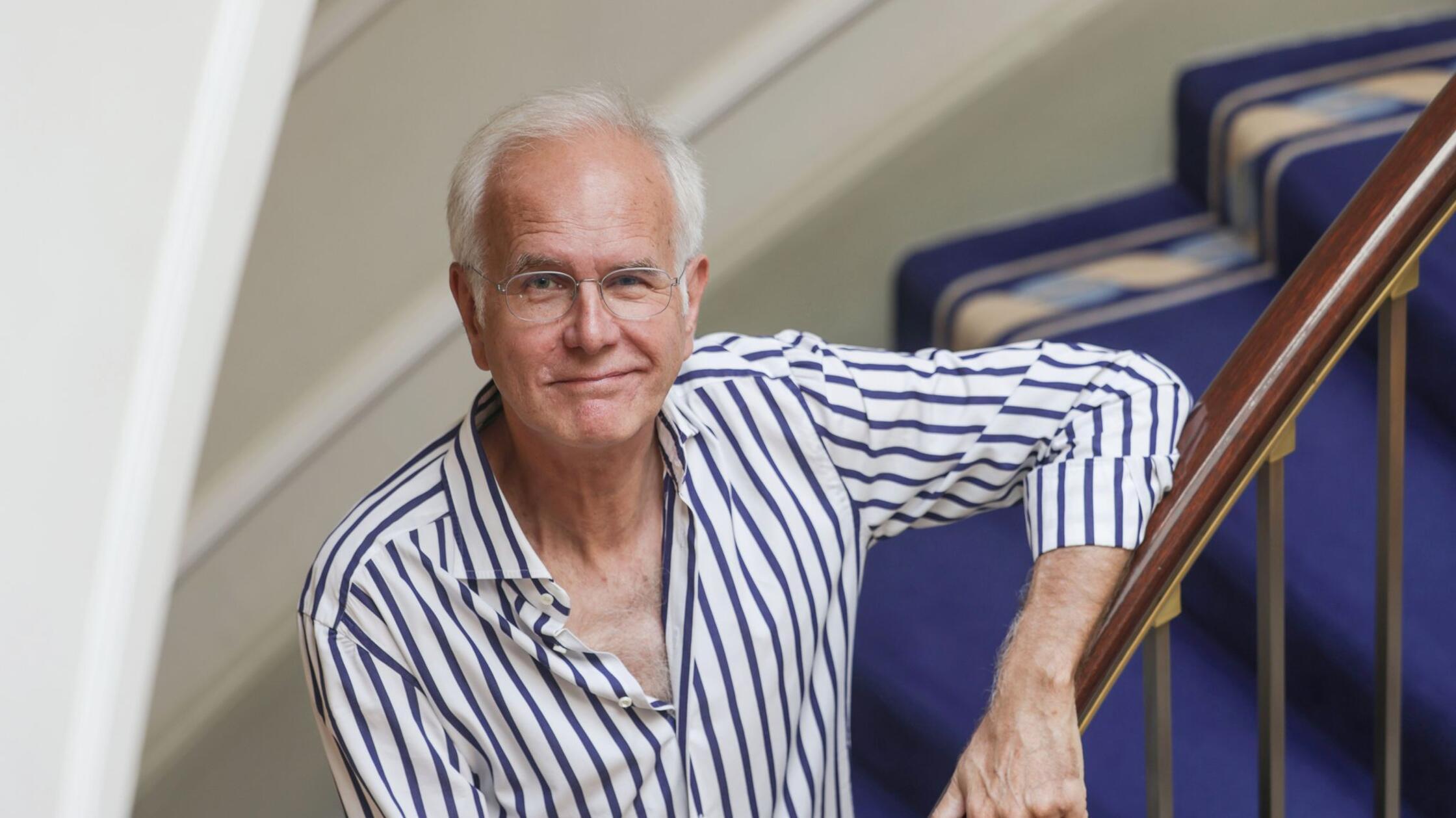 Harald Schmidt verteilt Modenoten an Politiker