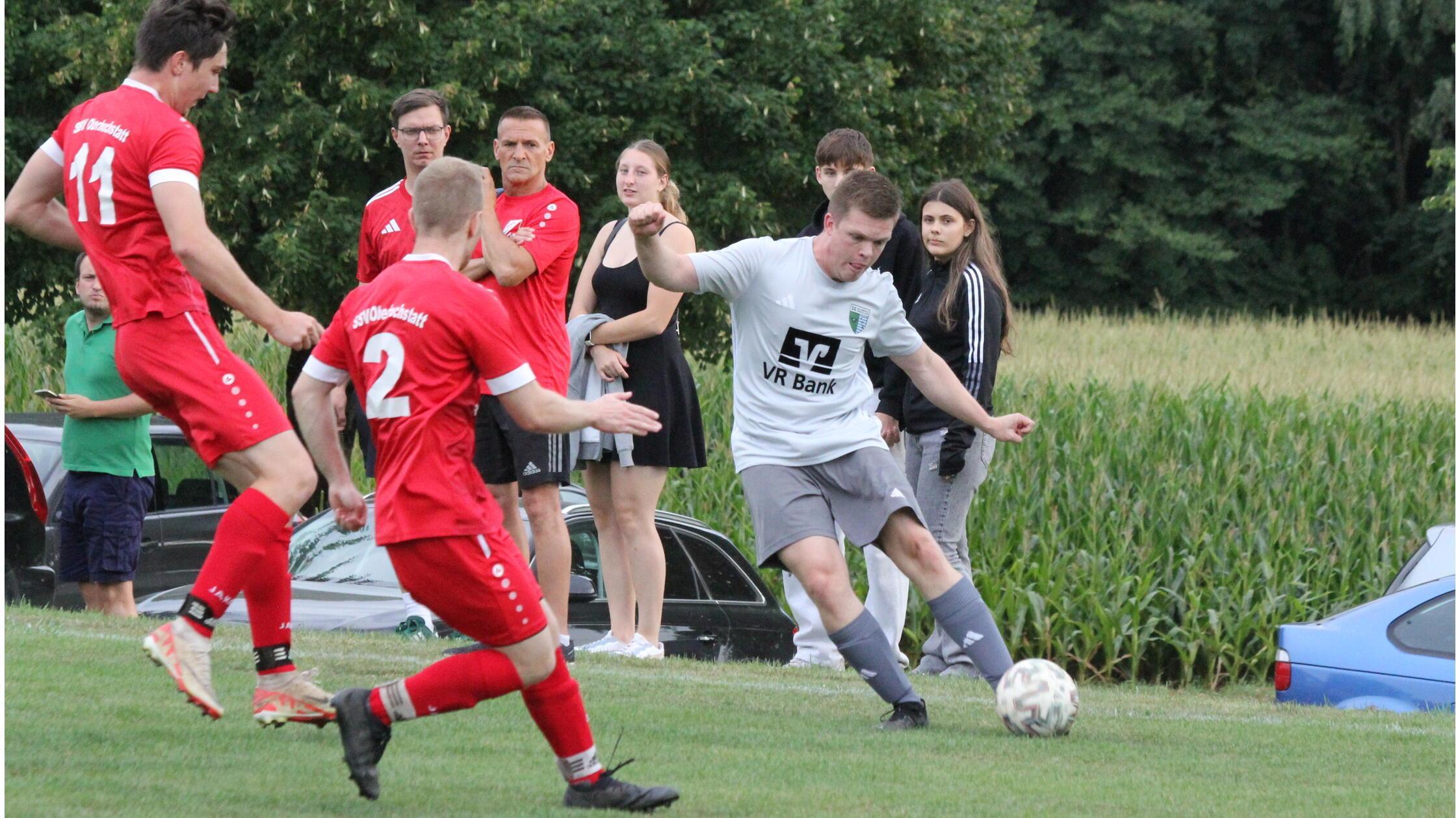 Pokal-Hit I - die Bilder vom Derby zwischen der SG Raitenbuch ...