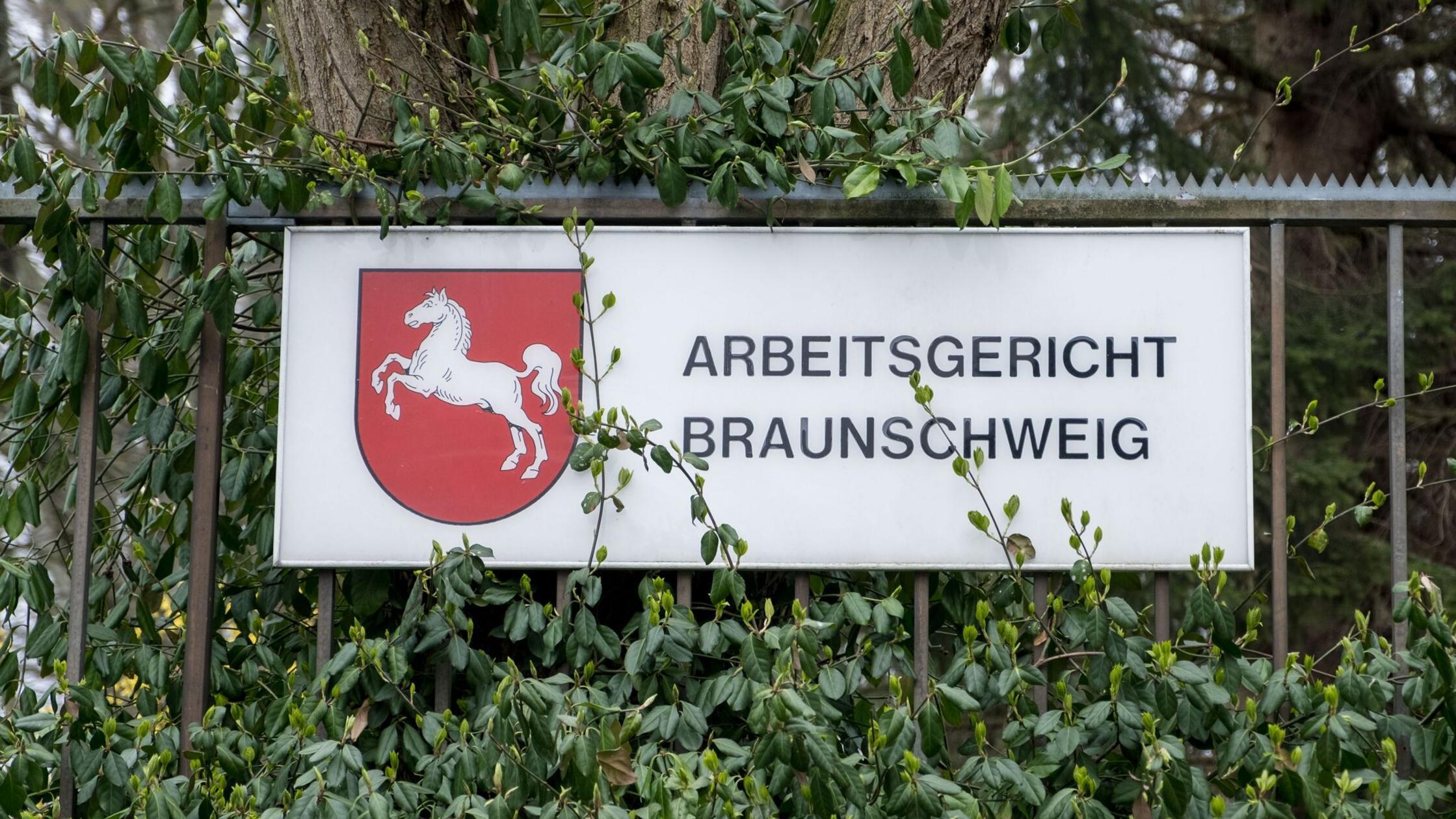 AfD-nahe Organisation scheitert mit Klage gegen VW-Tochter