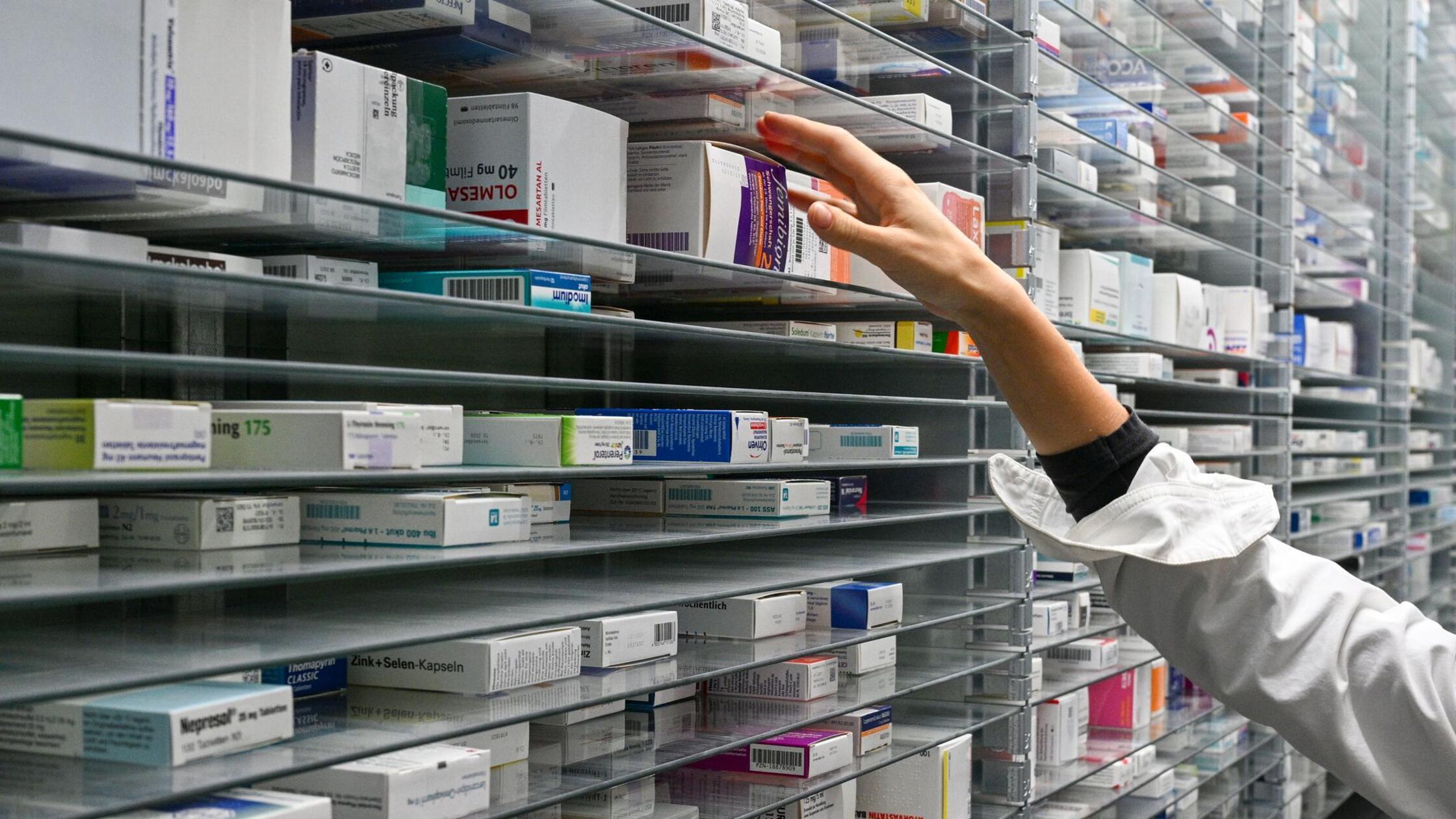 Debatte über Kassenbeiträge: Mehr Zuzahlung und Arztgebühr?